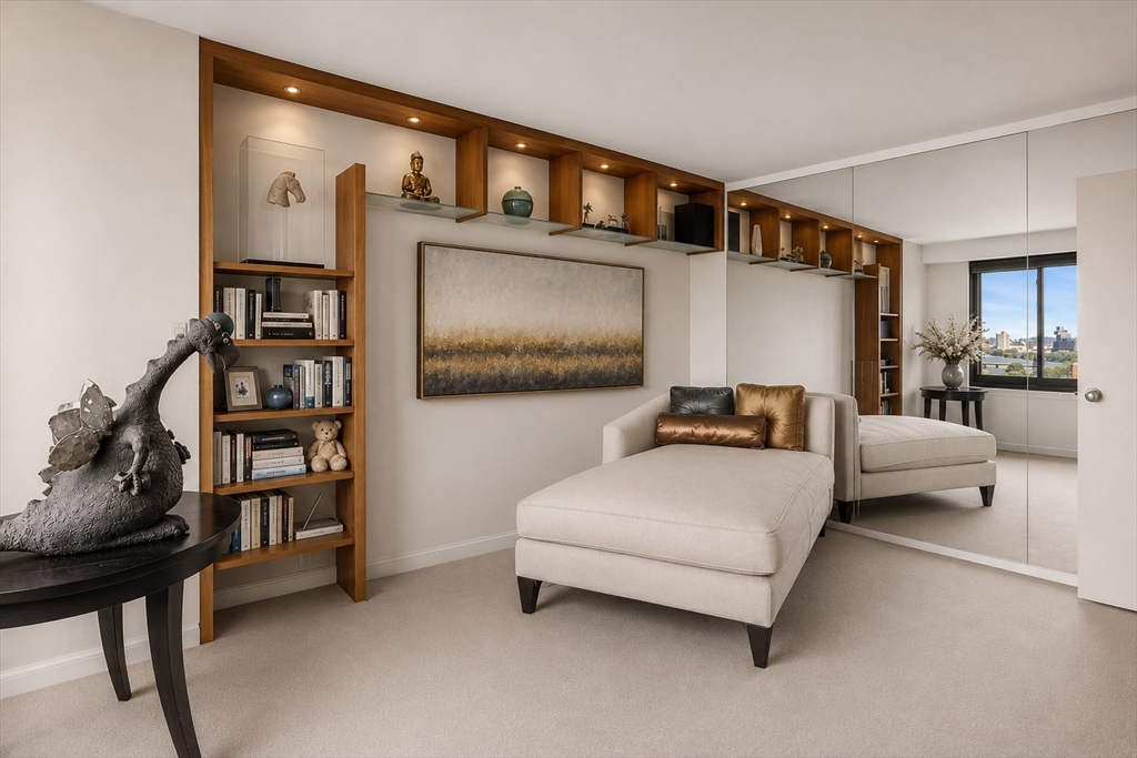 180 Beacon # 15B