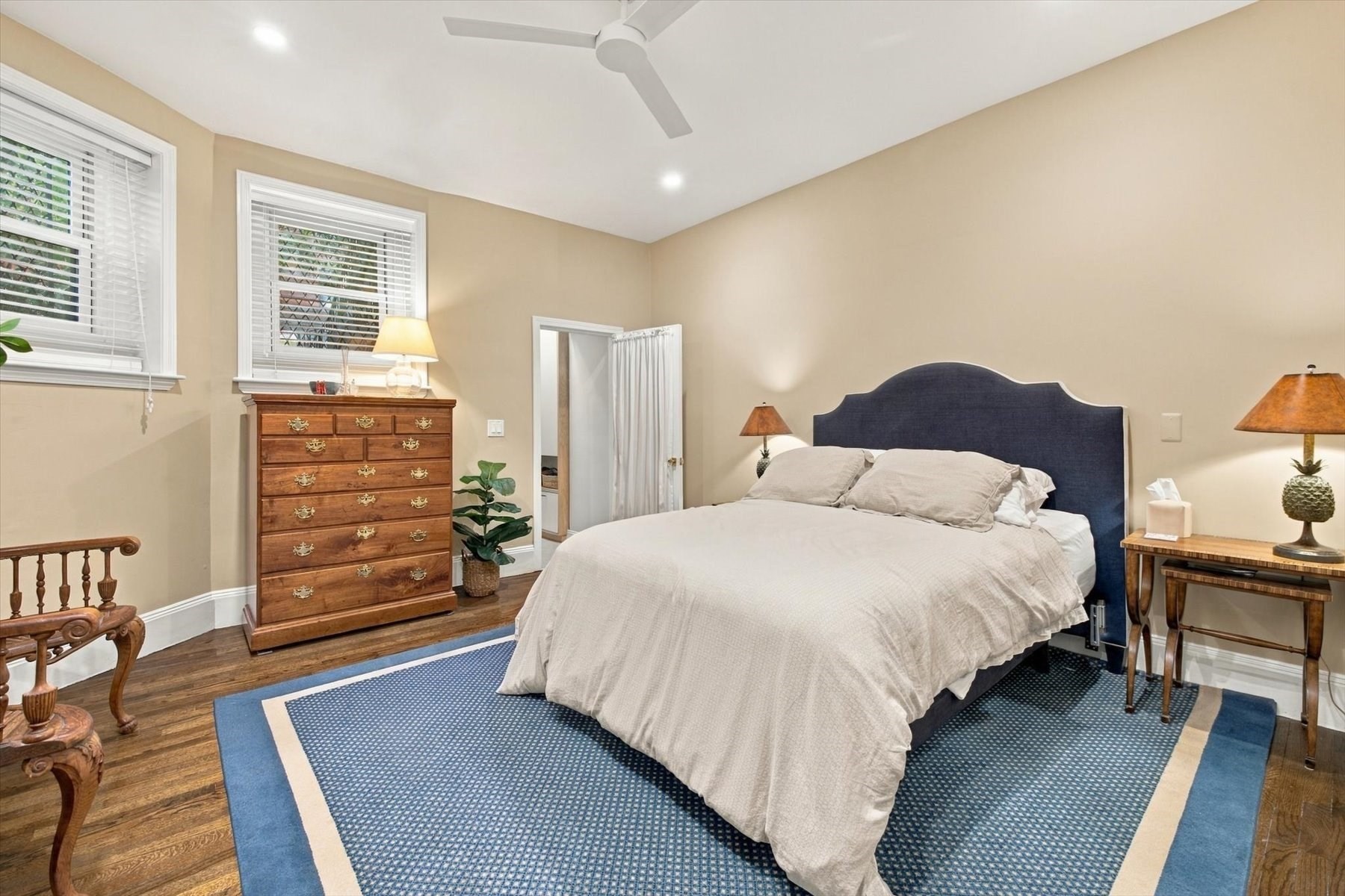 76 Marlborough St # 4