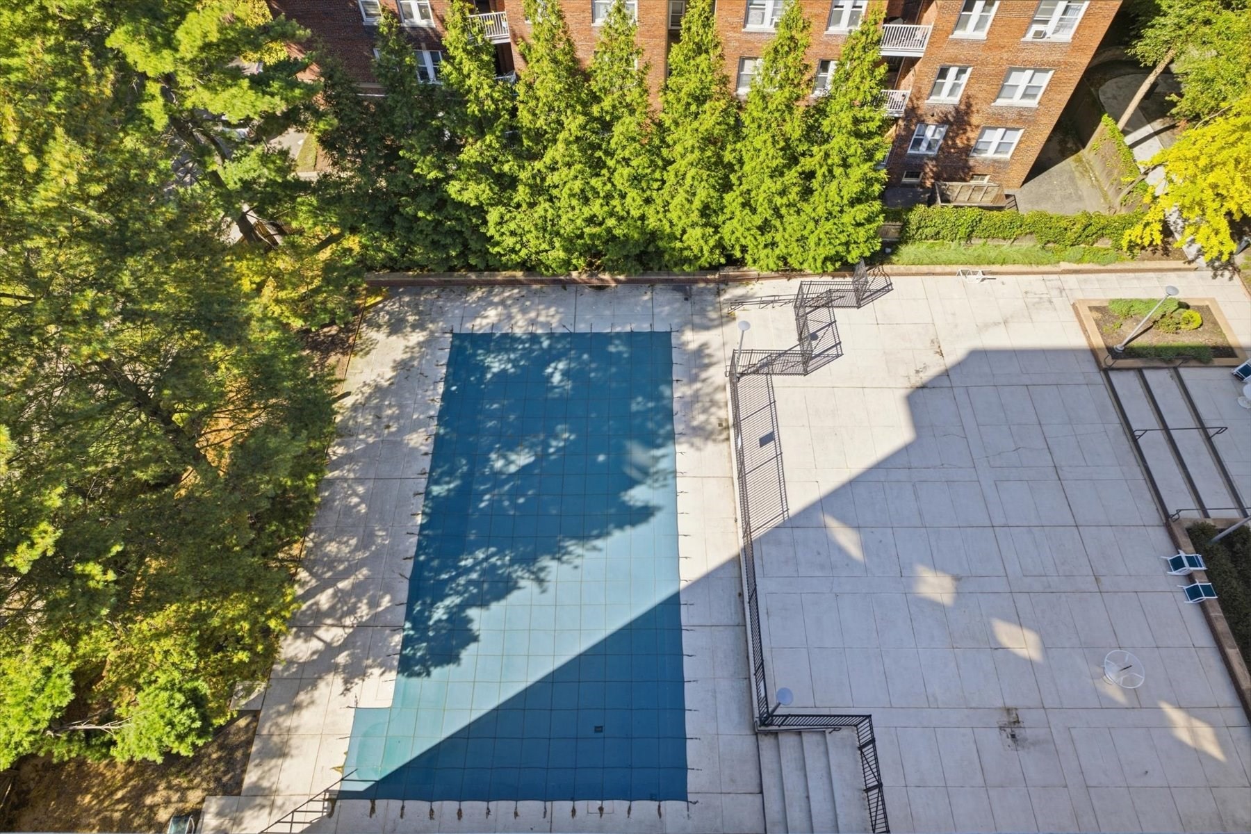 60 Longwood Ave # 1003