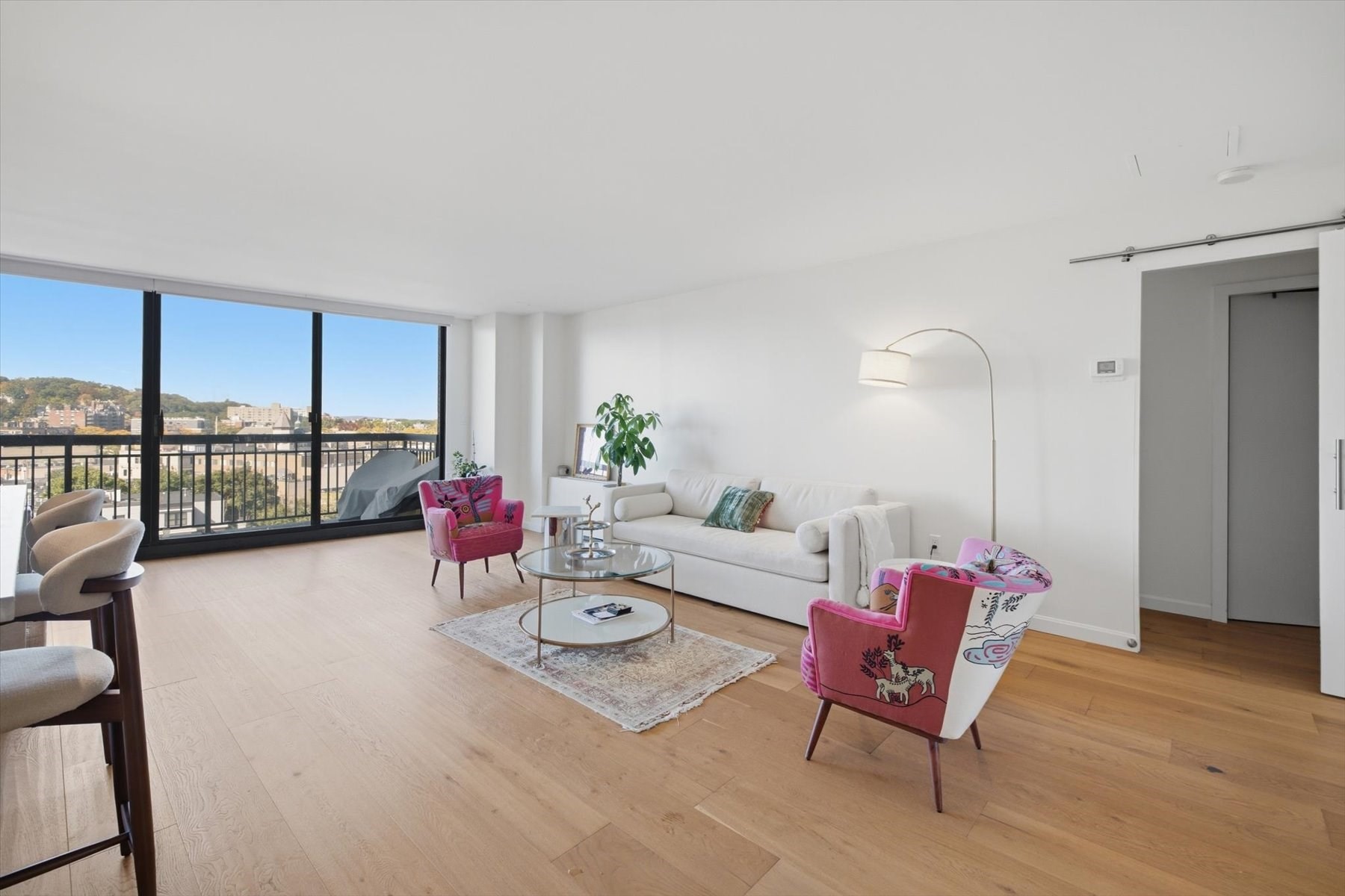 60 Longwood Ave # 1003