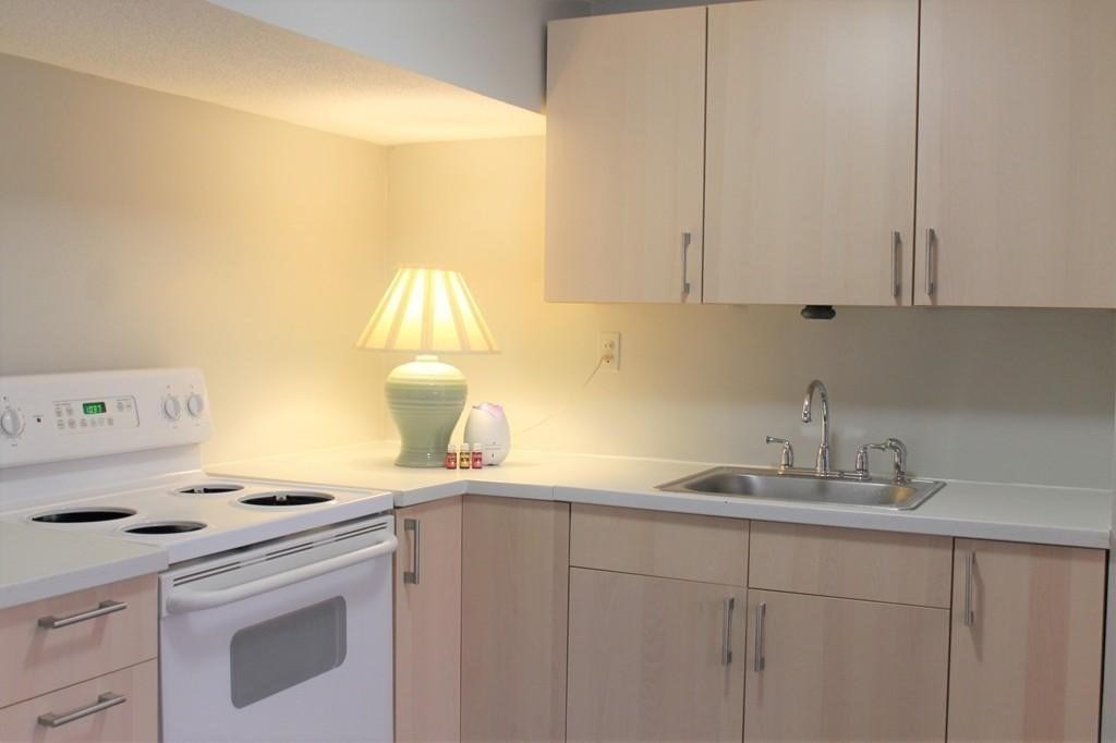 67 Colborne Rd # B2