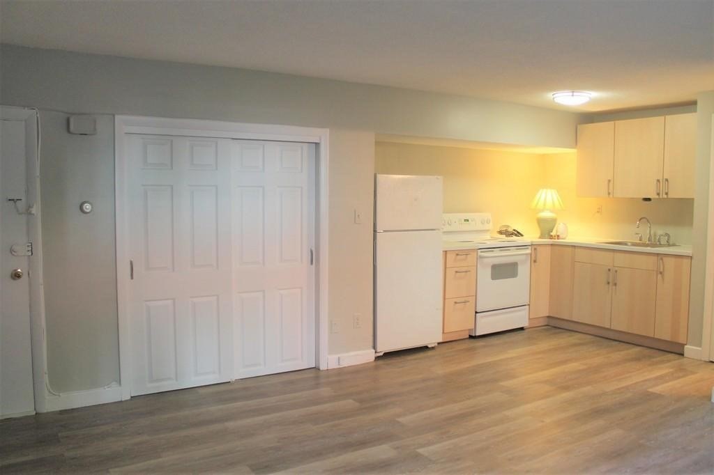 67 Colborne Rd # B2