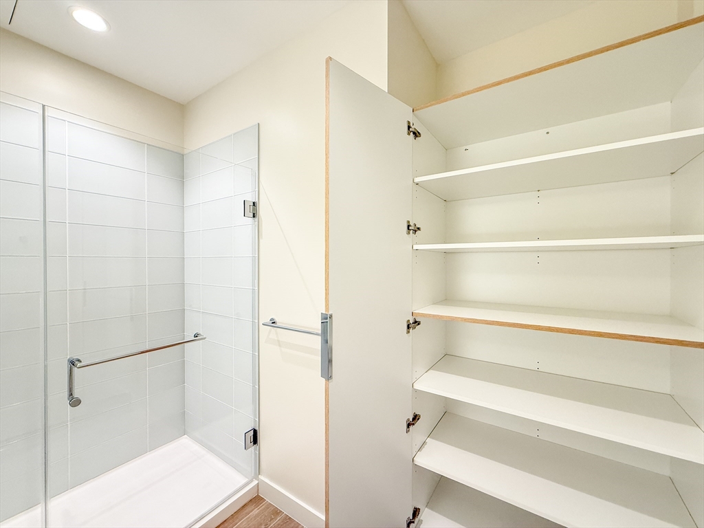 188 Brookline Ave # 20G
