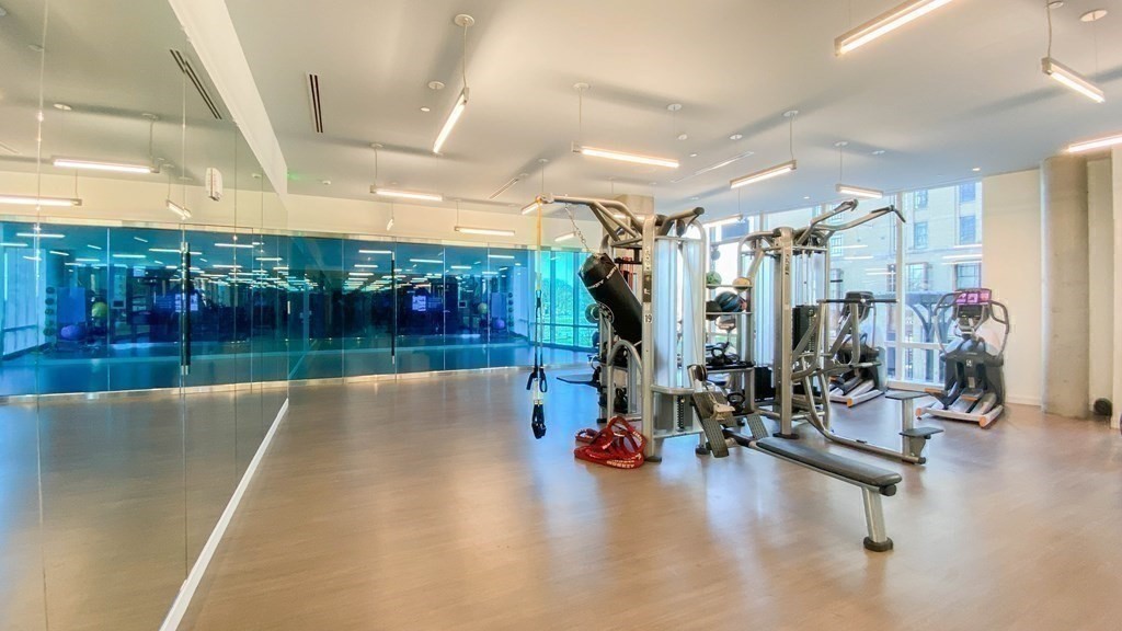 188 Brookline Ave # 20G