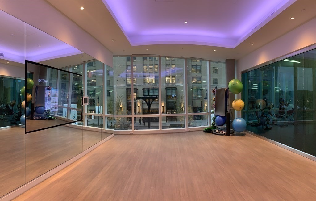 188 Brookline Ave # 20G