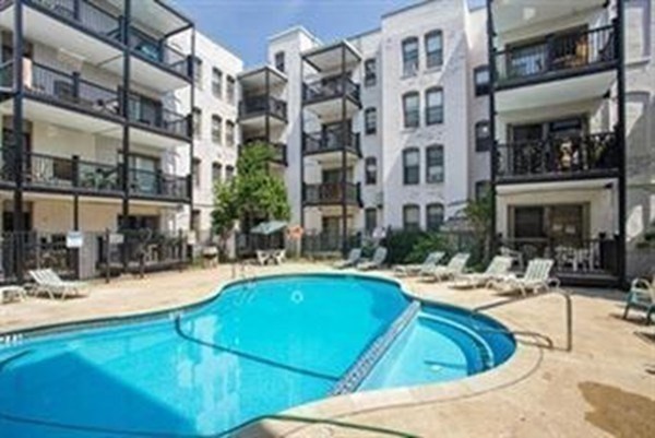 1480 Commonwealth Ave # 2