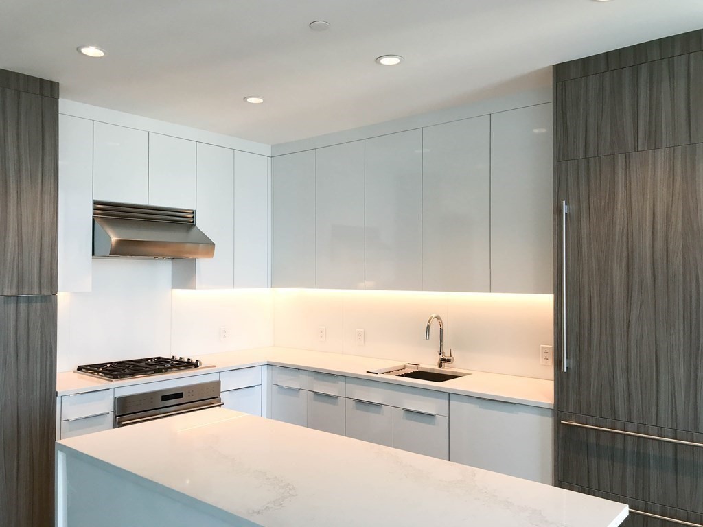188 Brookline Ave # 21C