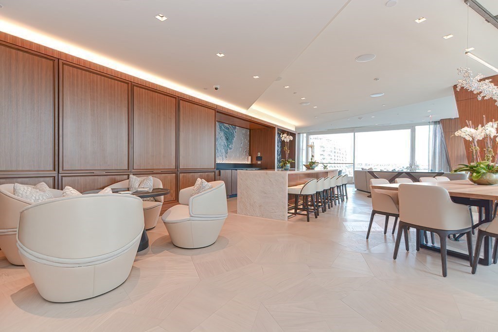 150 Seaport Blvd # 5D