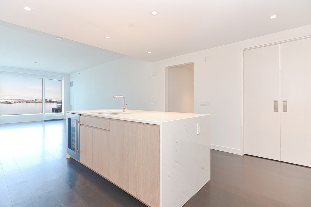150 Seaport Blvd # 5D