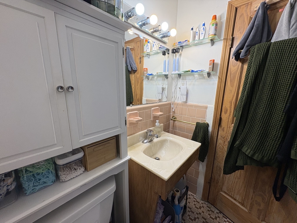 1802 Massachusetts Ave # 21