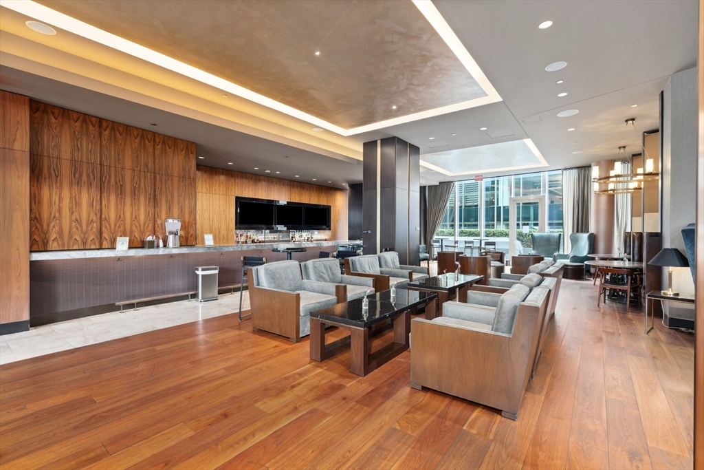 1 Franklin St # 2507