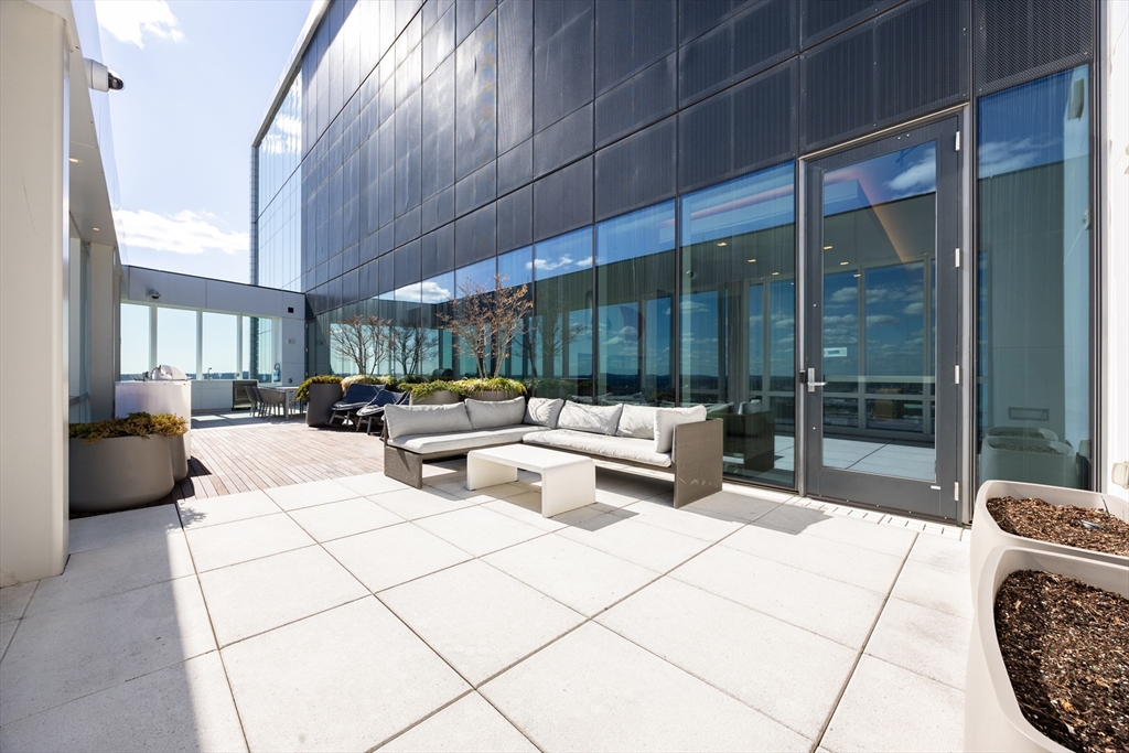 188 Brookline Ave # 19D