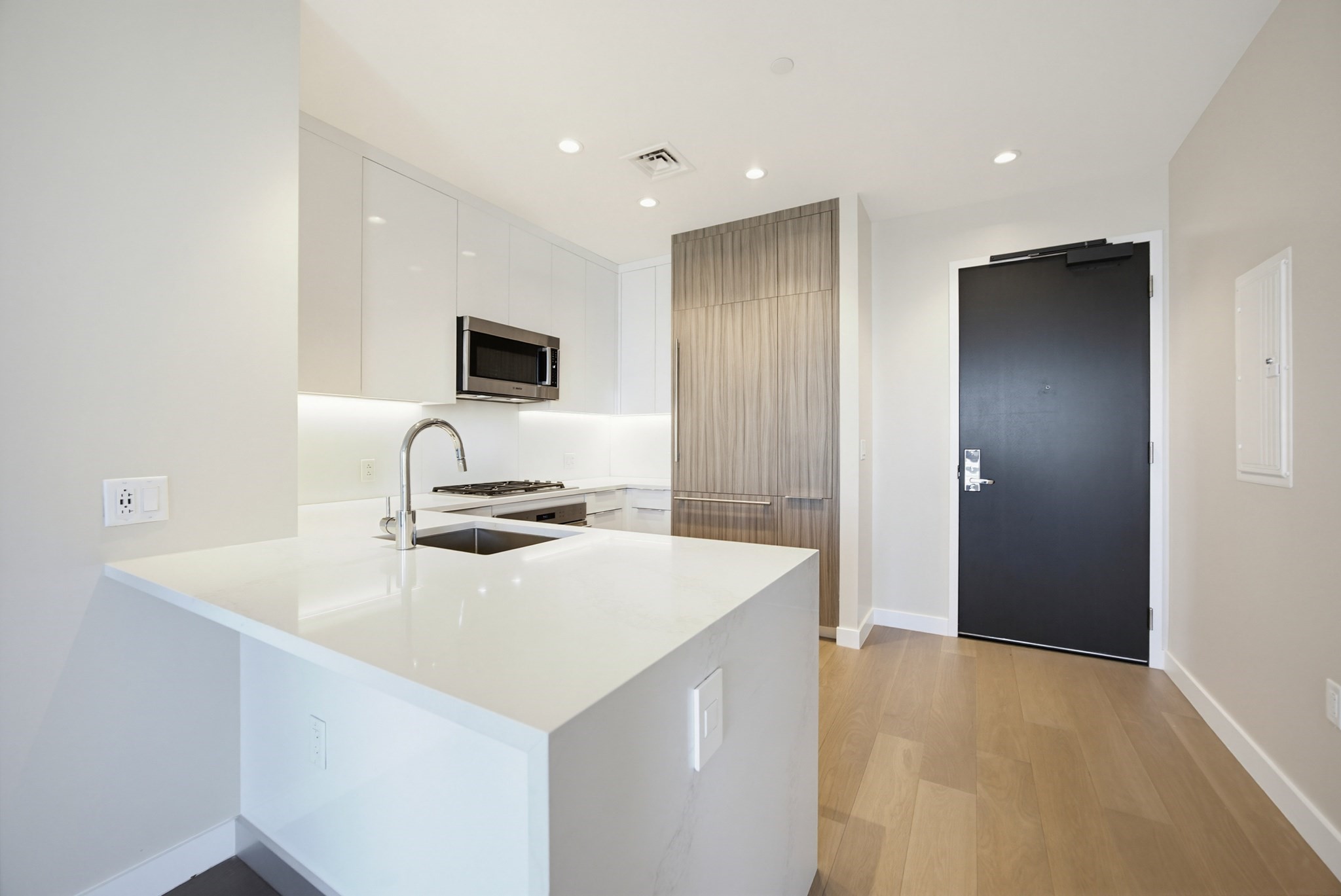 188 Brookline Ave # 19D
