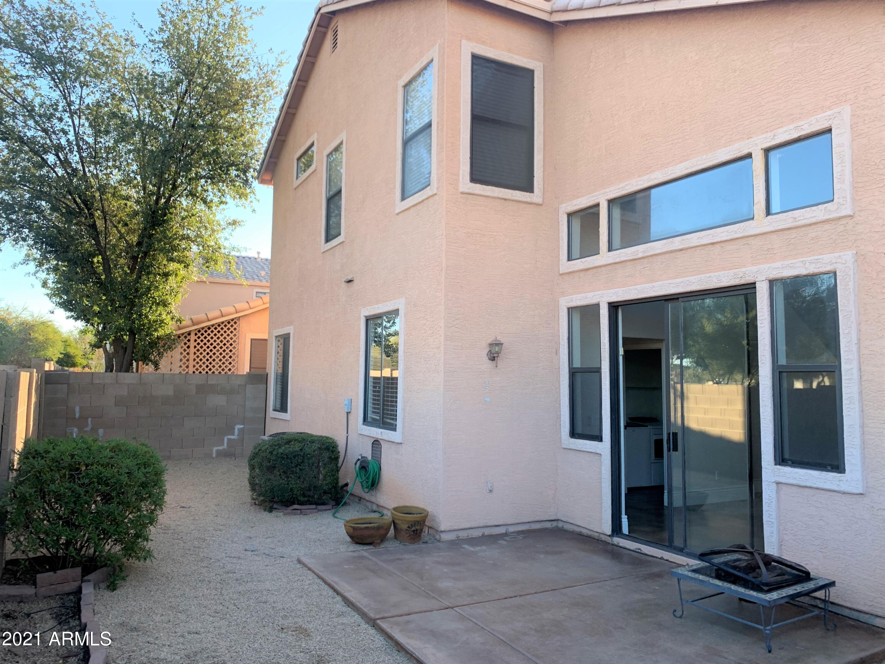 1425 S LINDSAY Road, 36