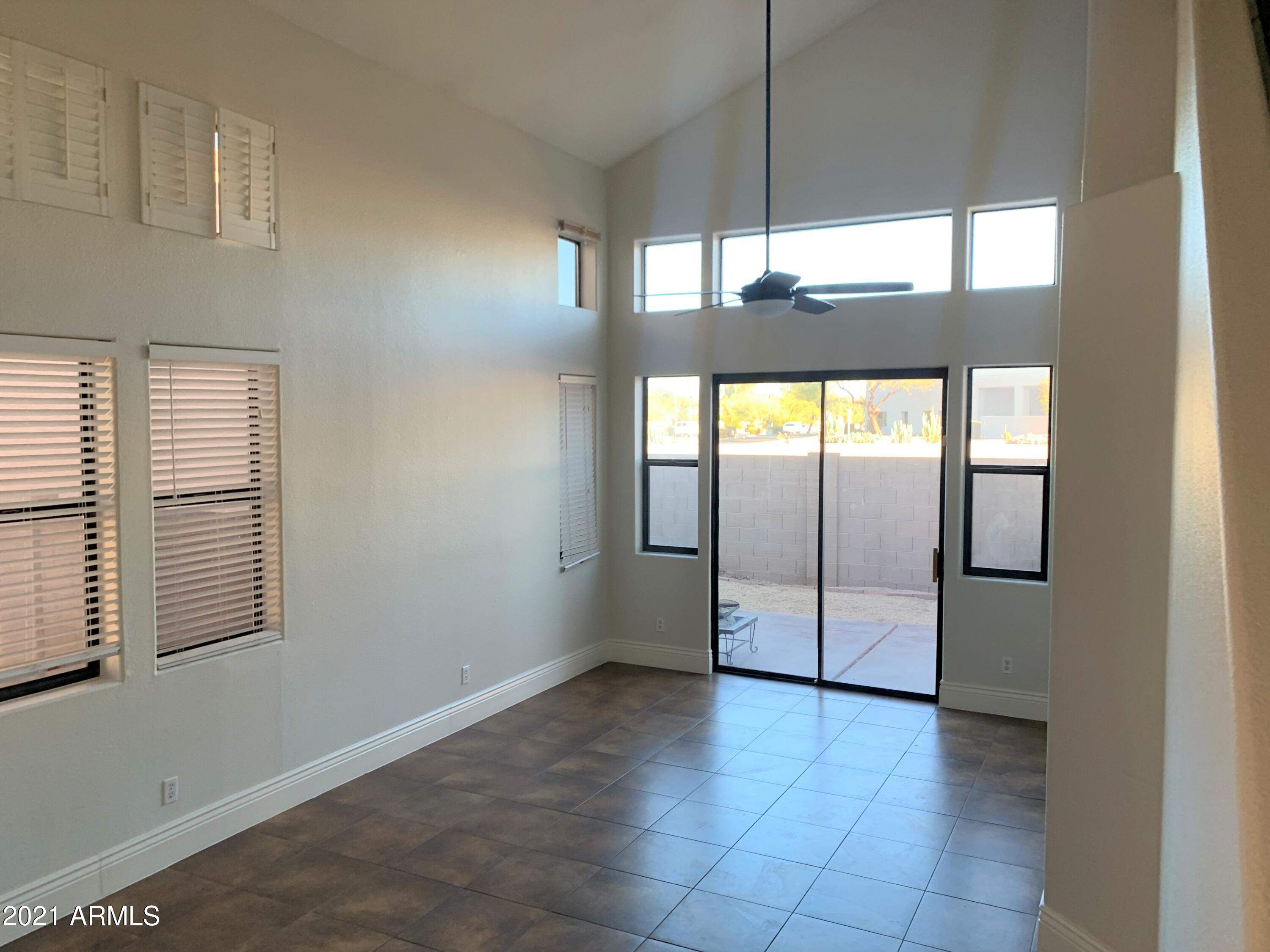 1425 S LINDSAY Road, 36