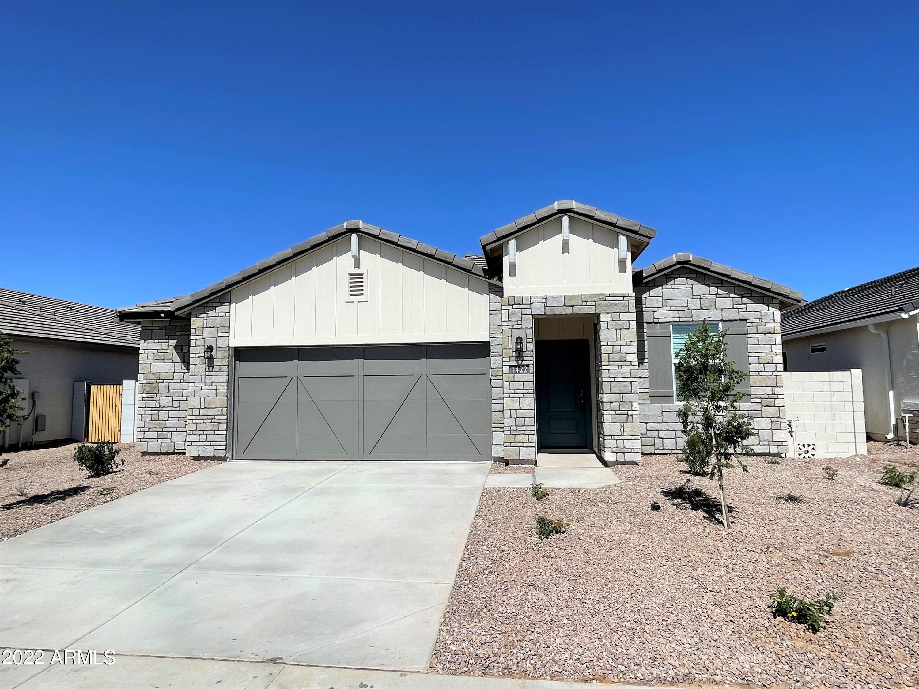 1422 W Siboney Street