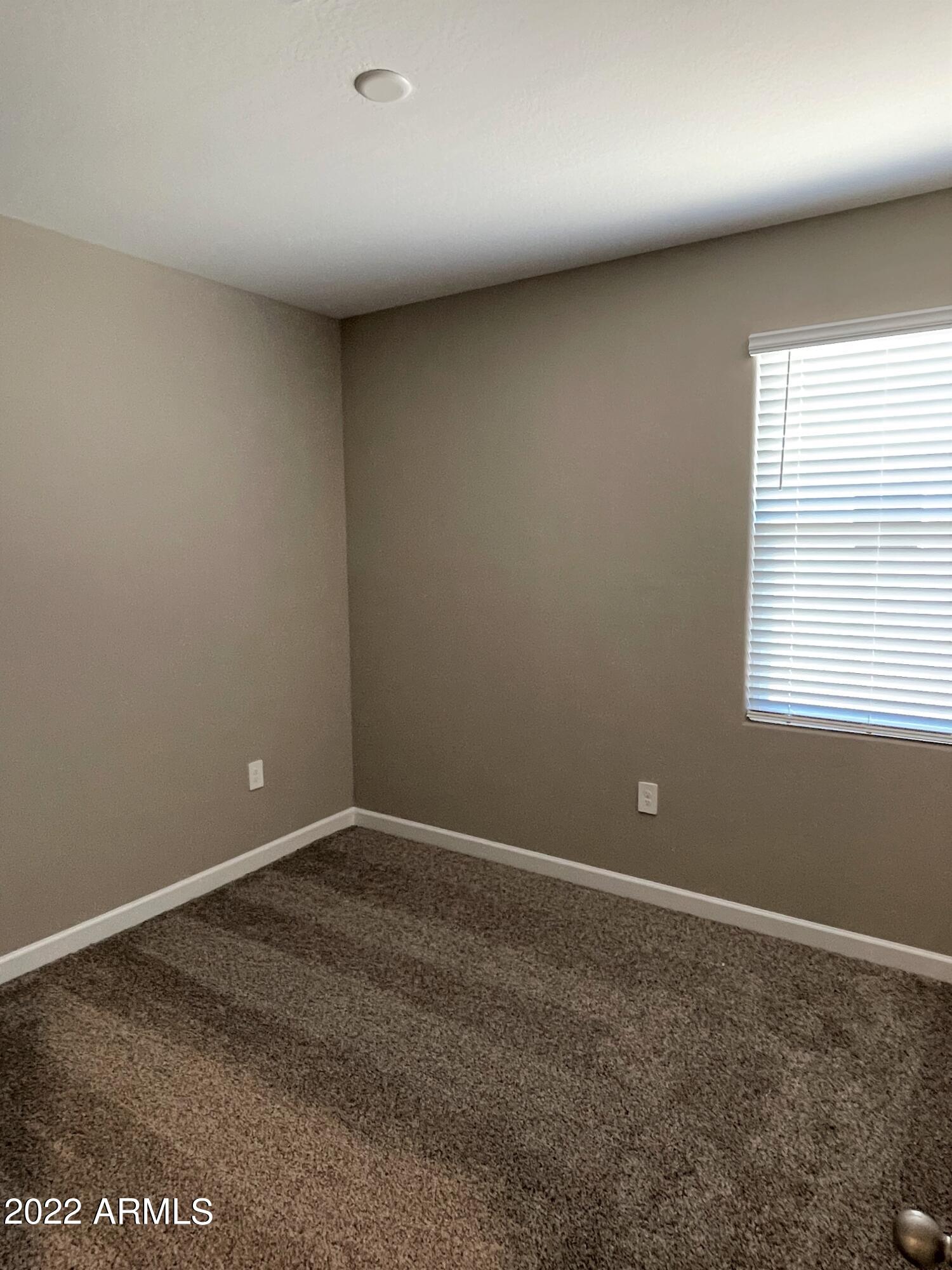 1422 W Siboney Street