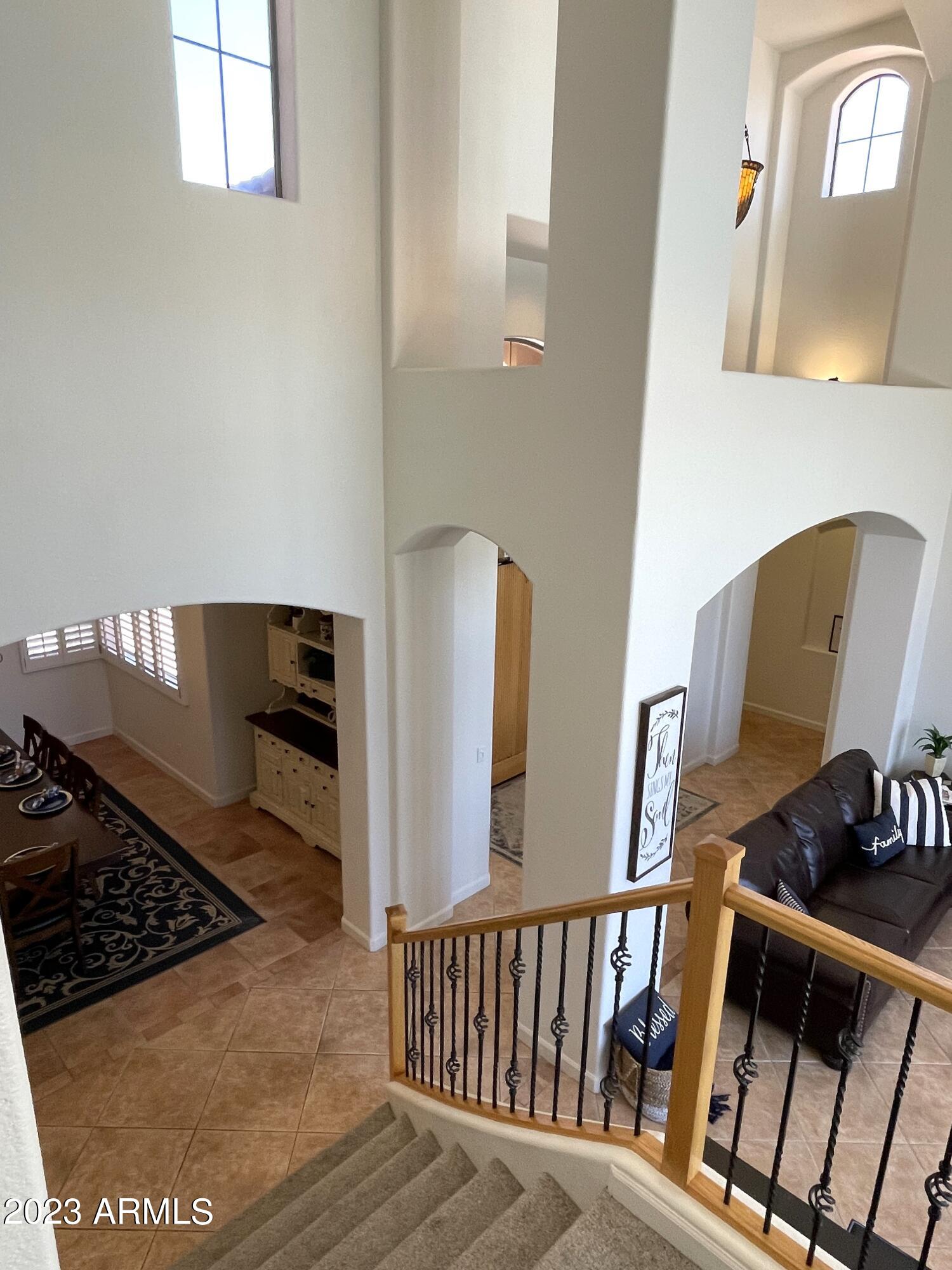 1425 N LOMA Vista