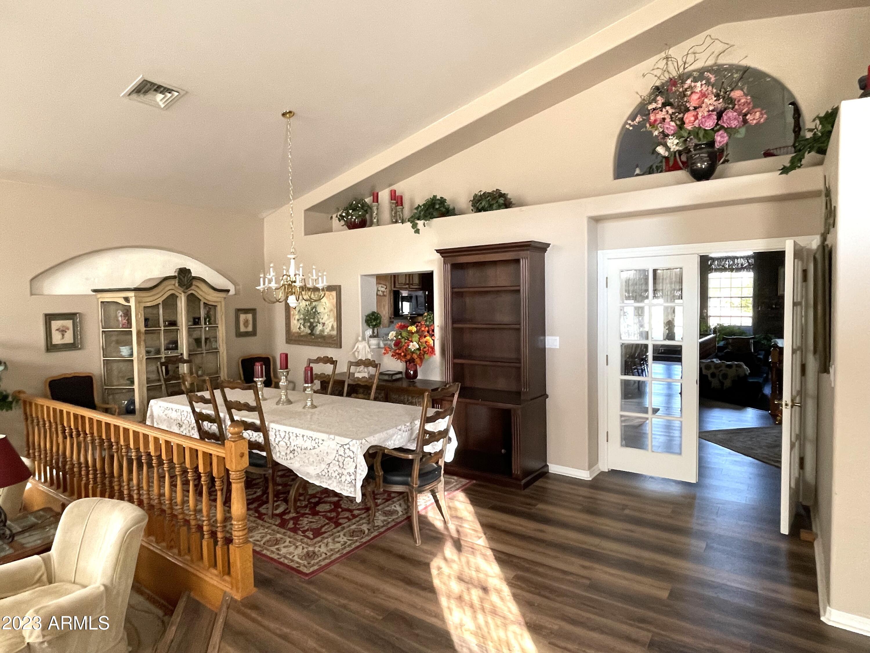 410 E WILLIAMS FIELD Road