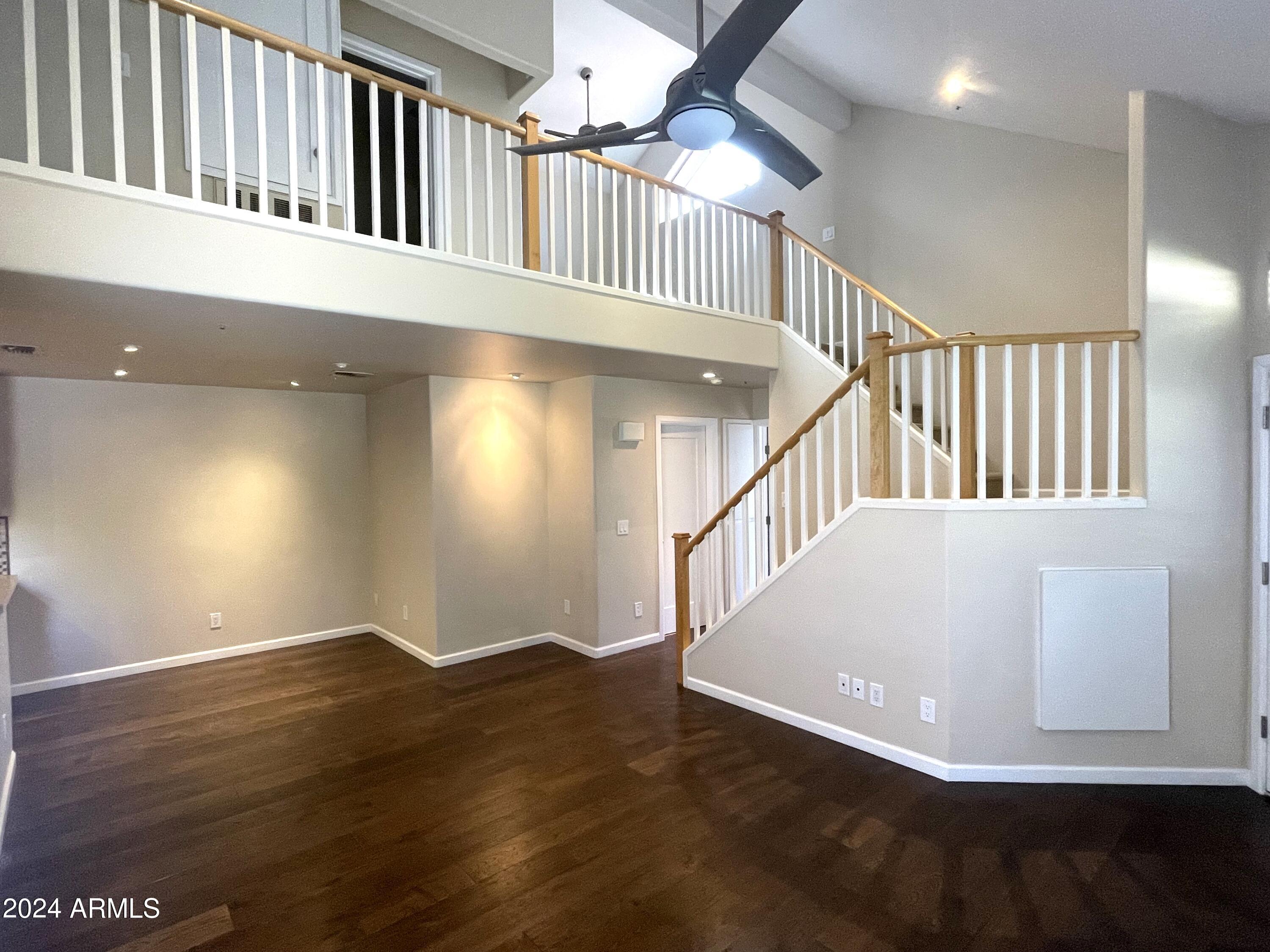 1633 E LAKESIDE Drive, 154