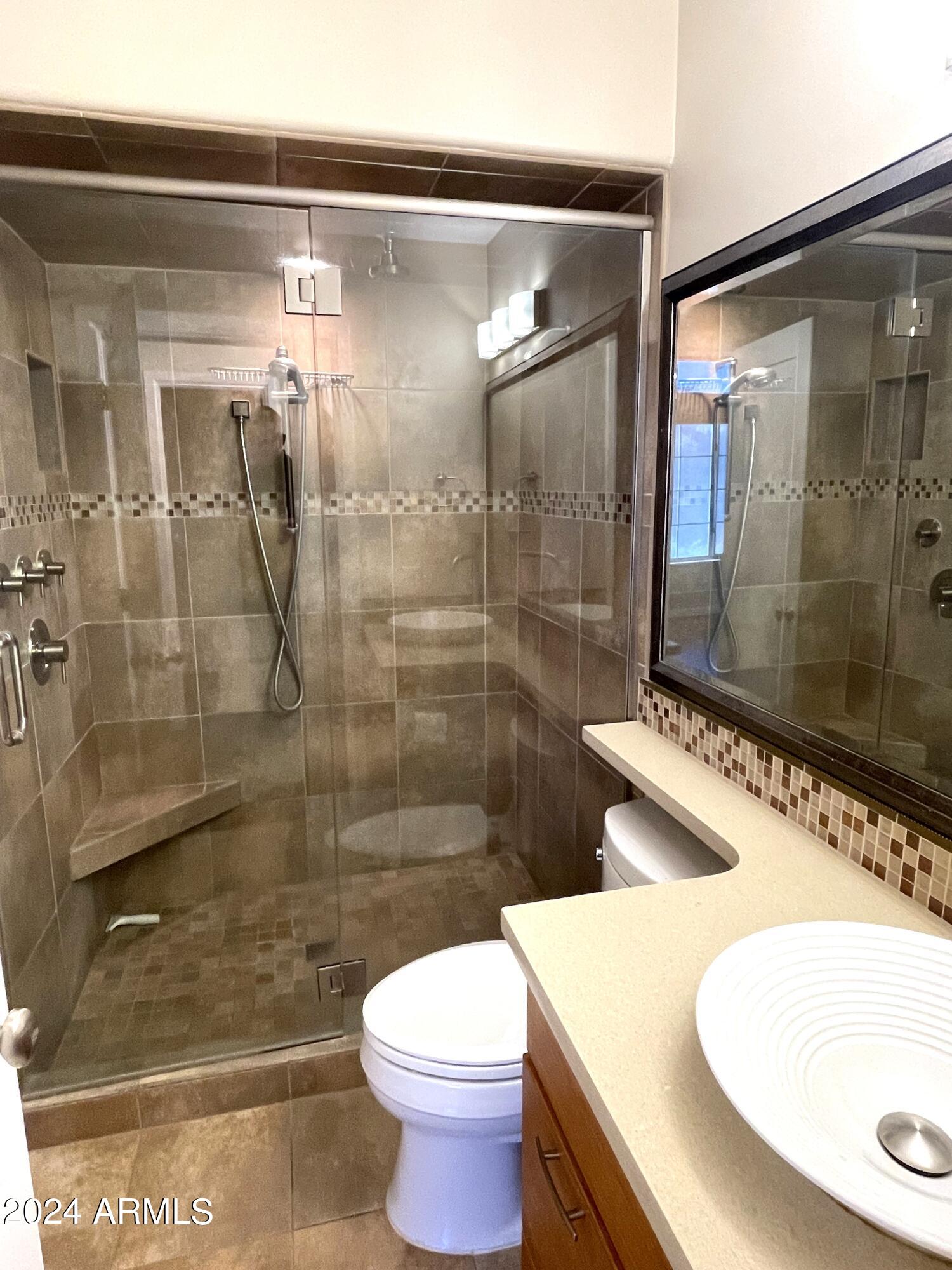 1633 E LAKESIDE Drive, 154