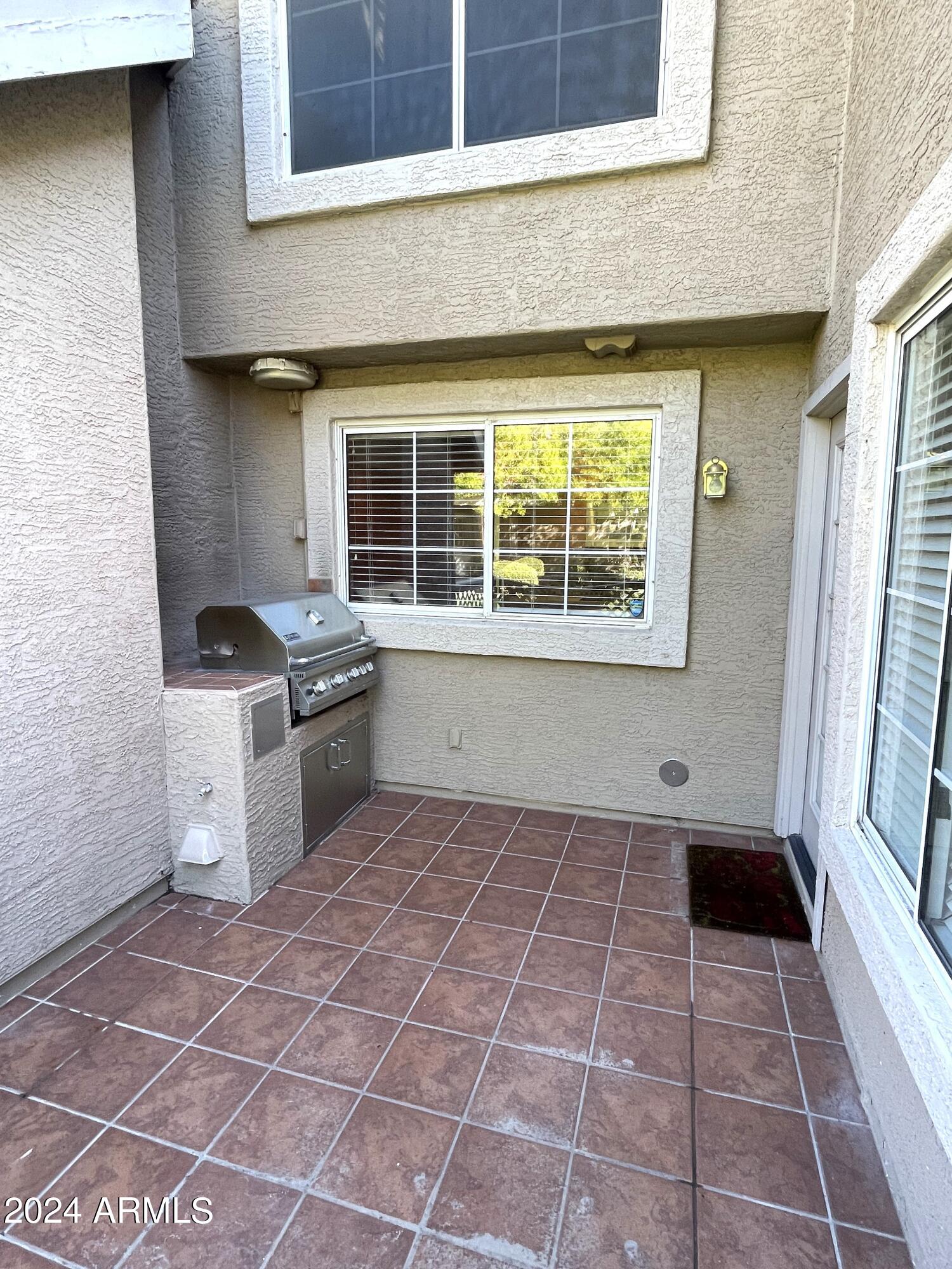 1633 E LAKESIDE Drive, 154