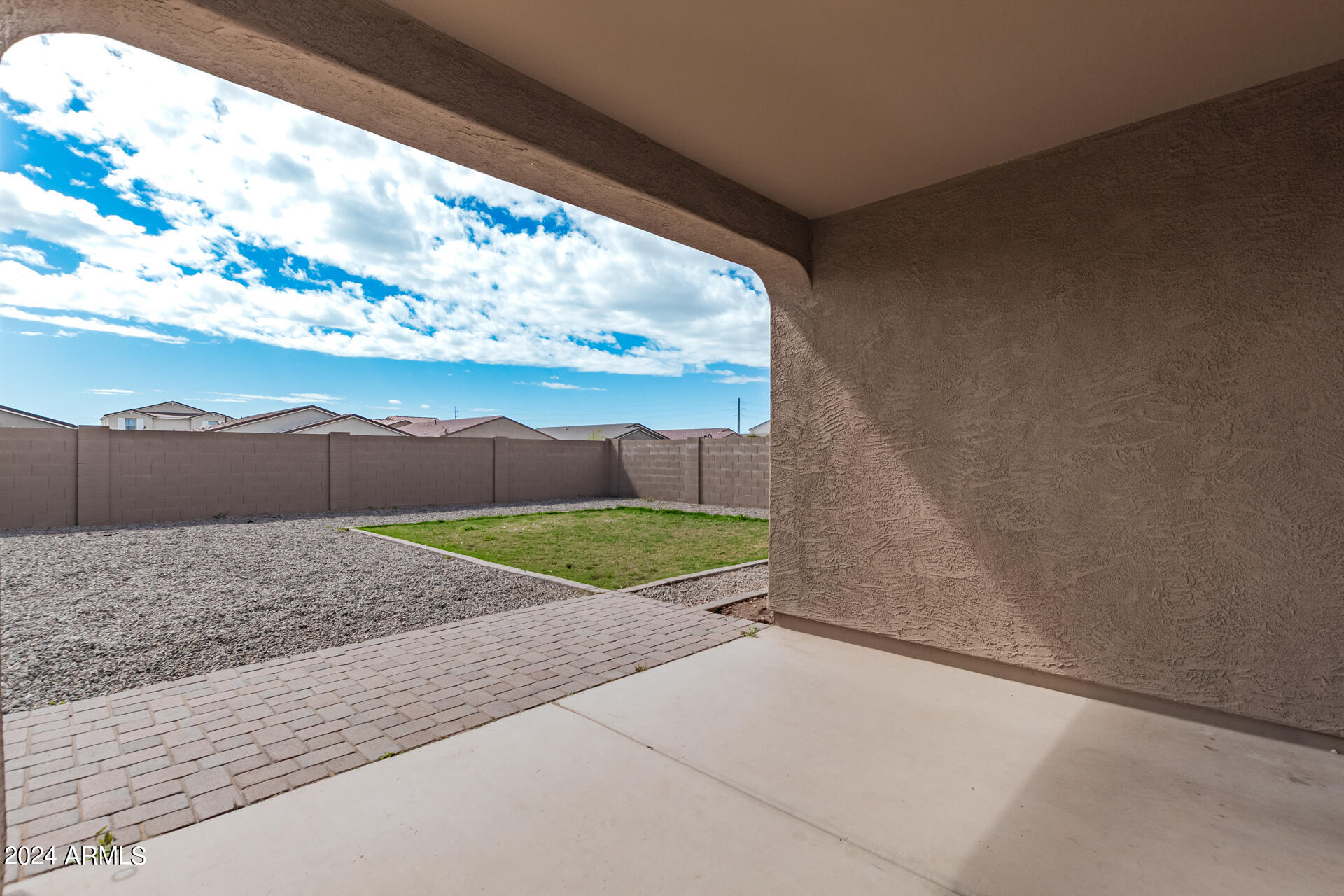 287 W MAMMOTH CAVE Drive