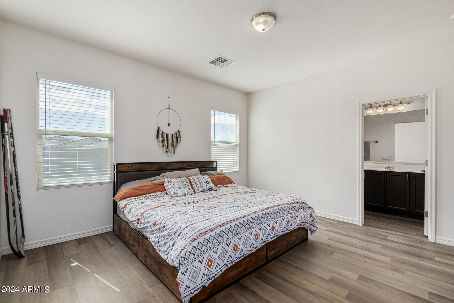 287 W MAMMOTH CAVE Drive