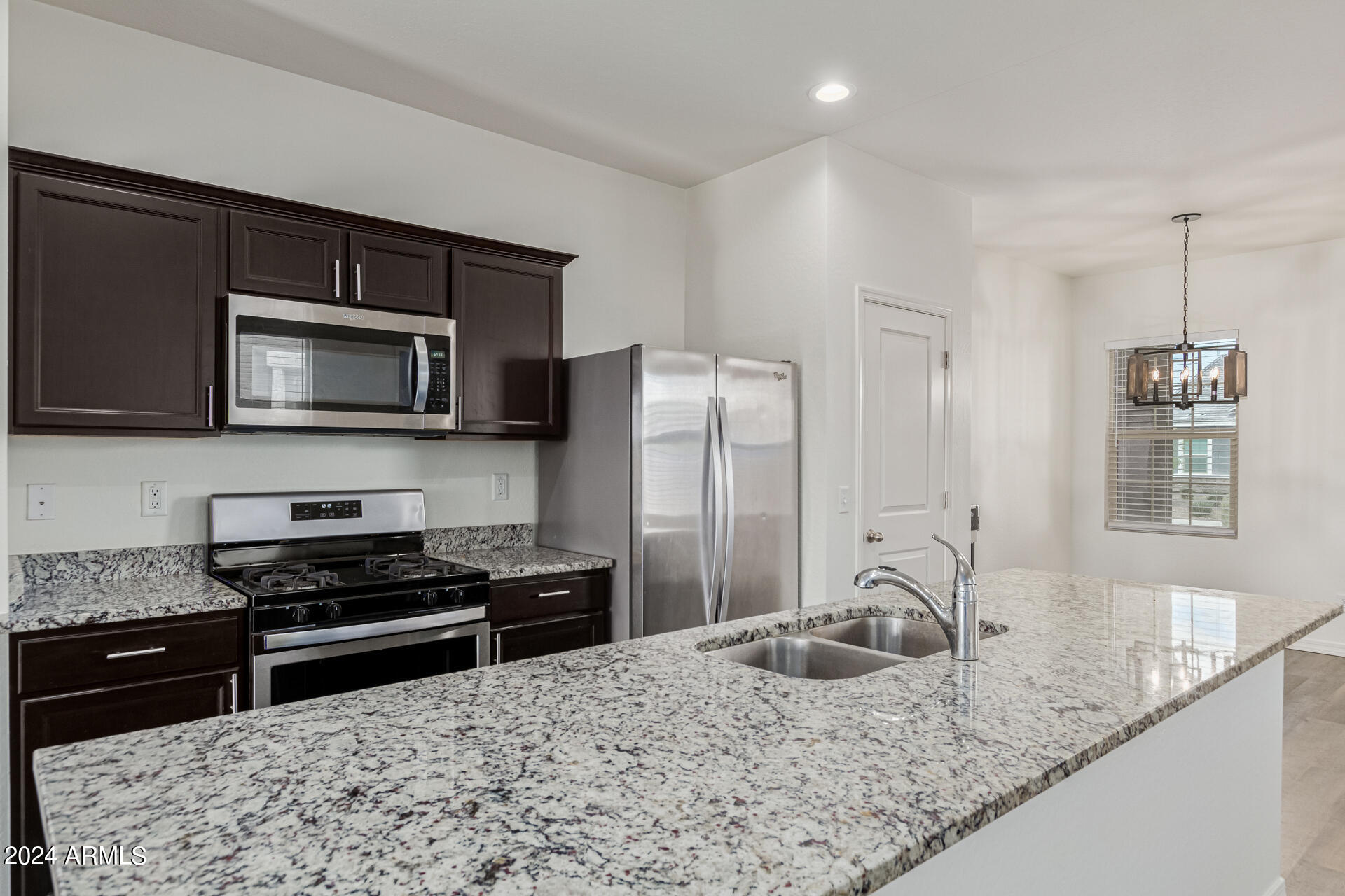 287 W MAMMOTH CAVE Drive