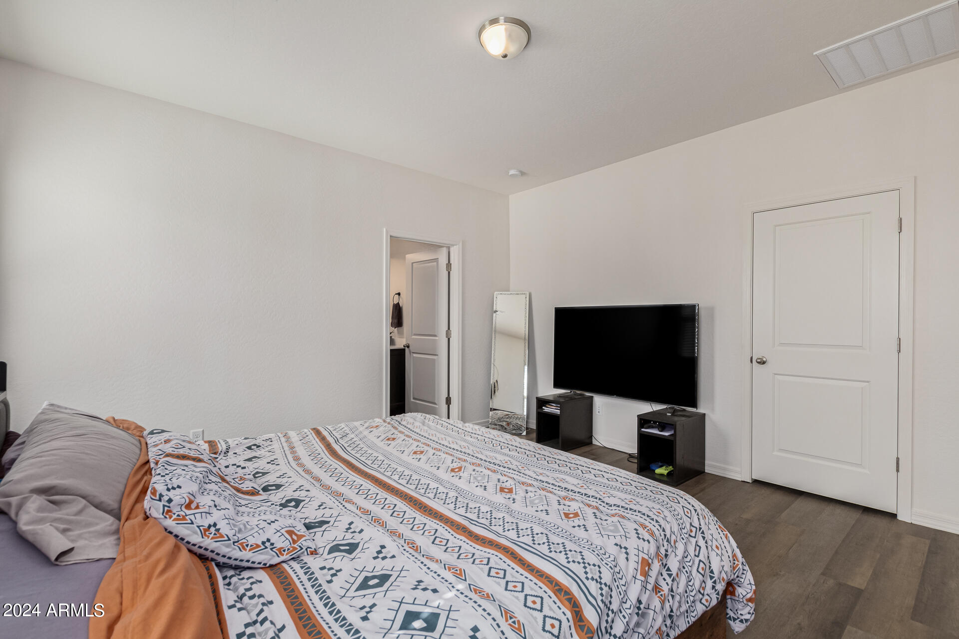 287 W MAMMOTH CAVE Drive