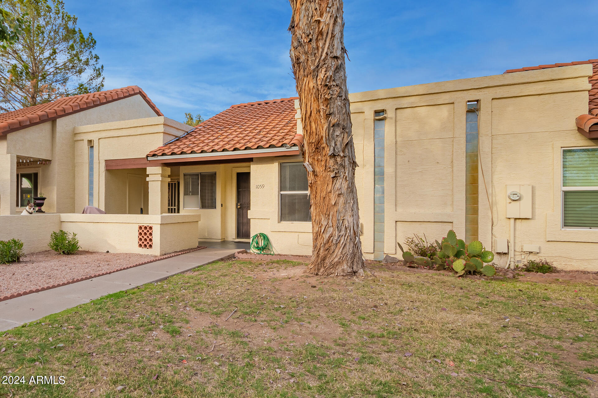 5136 E EVERGREEN Street, 1059