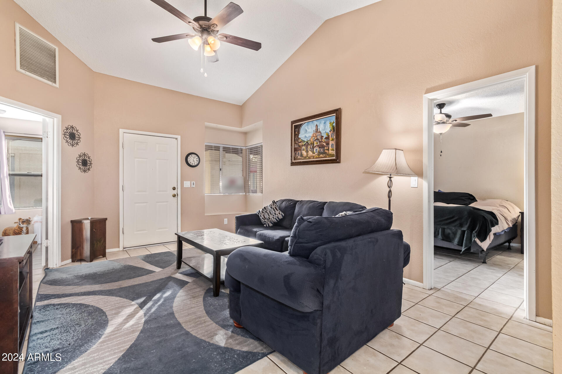 5136 E EVERGREEN Street, 1059