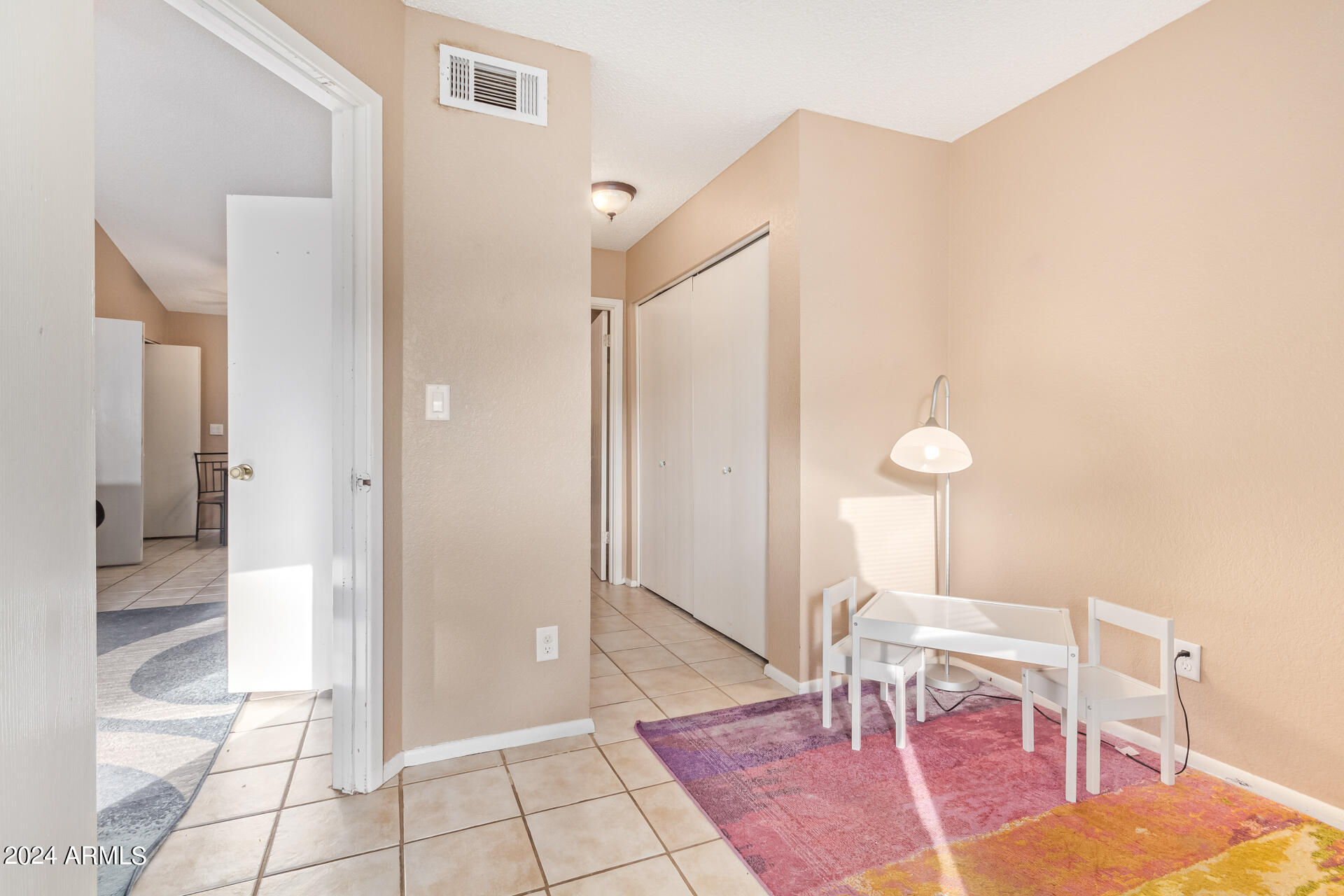 5136 E EVERGREEN Street, 1059