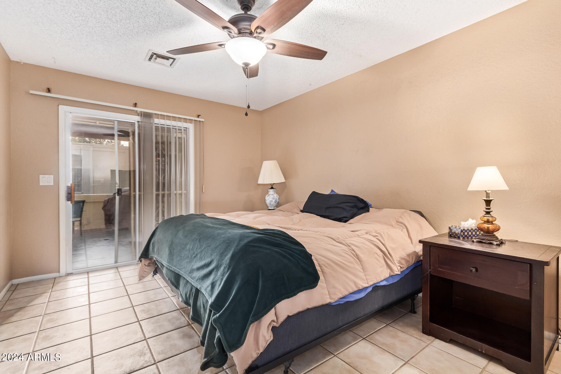 5136 E EVERGREEN Street, 1059