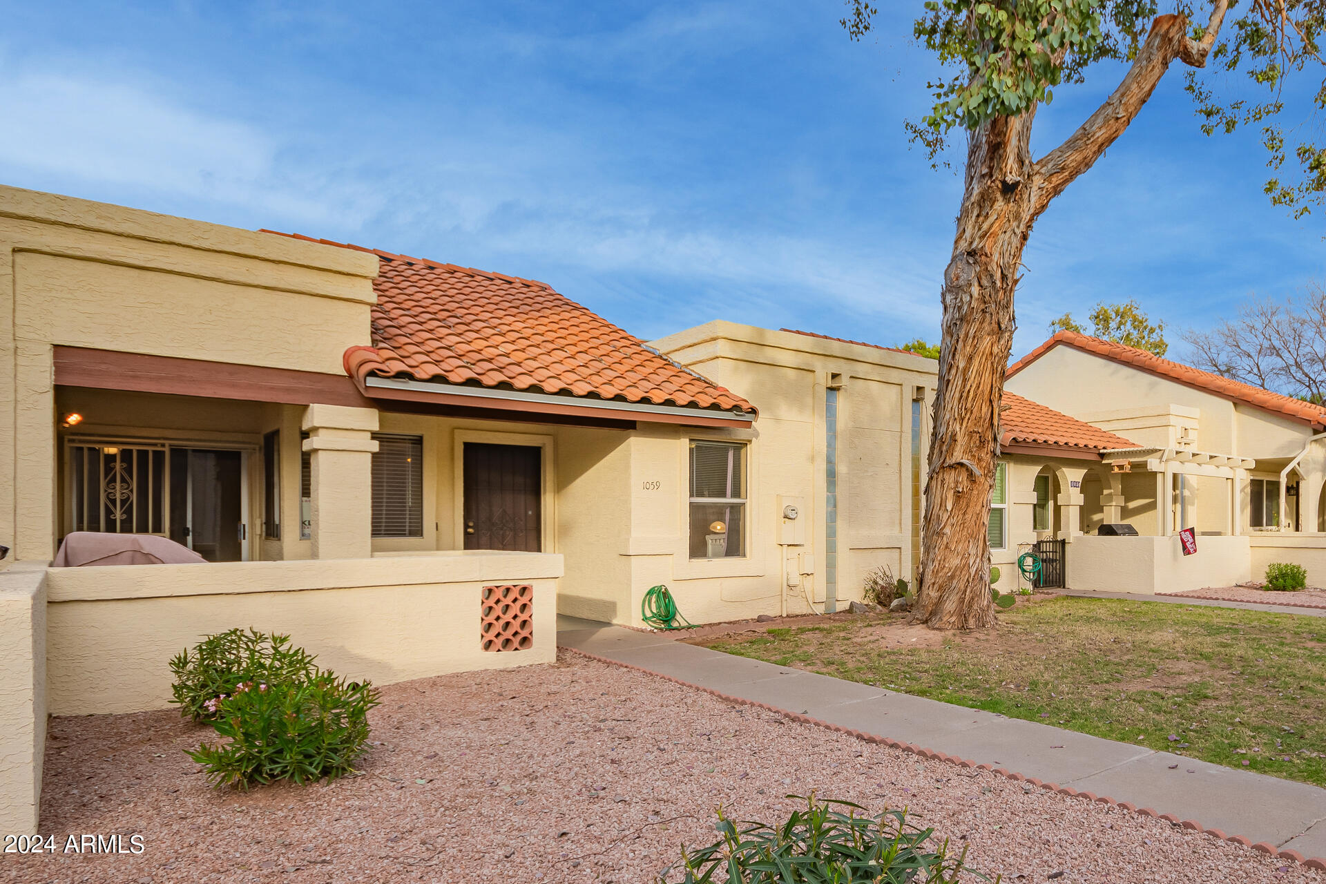 5136 E EVERGREEN Street, 1059