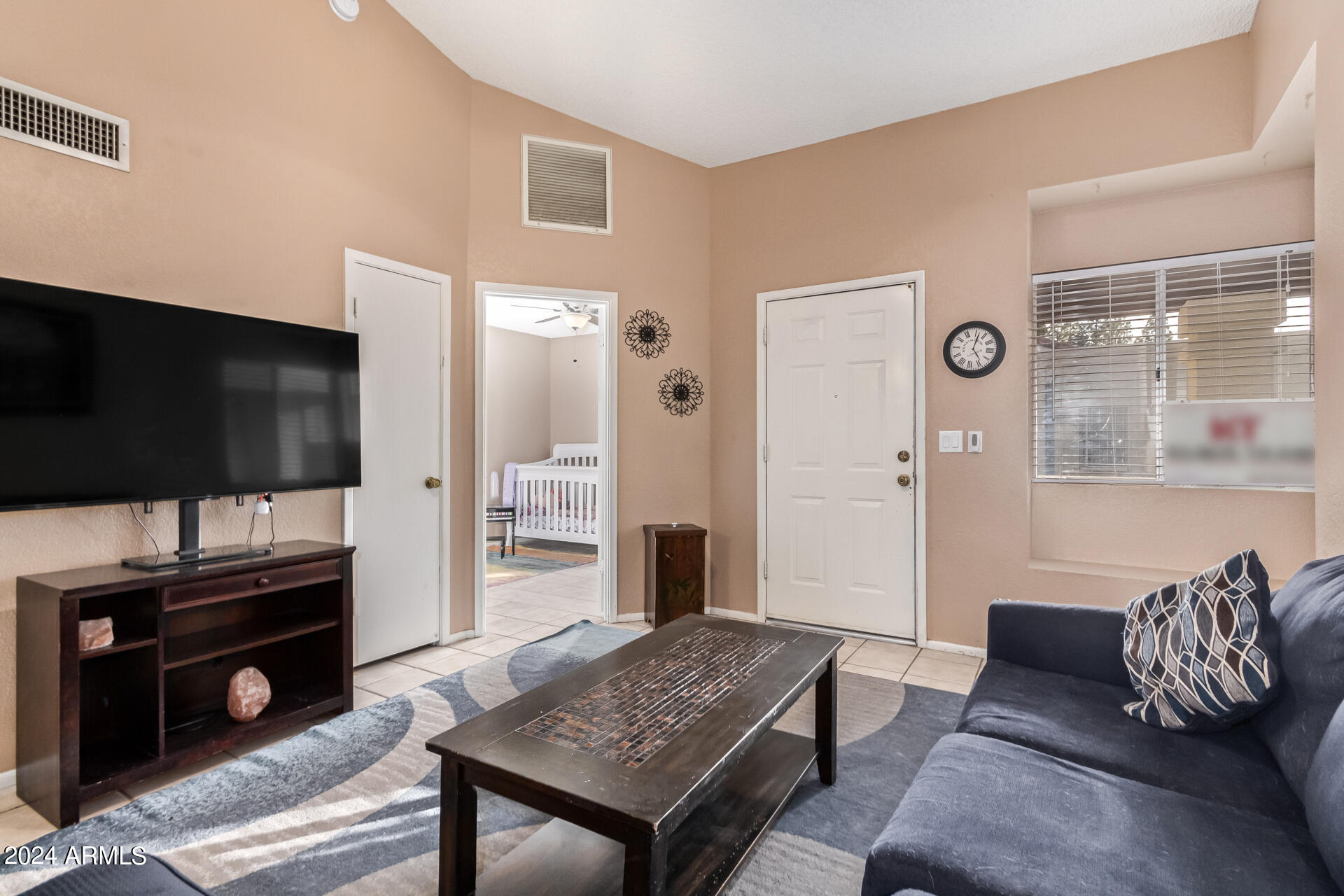 5136 E EVERGREEN Street, 1059