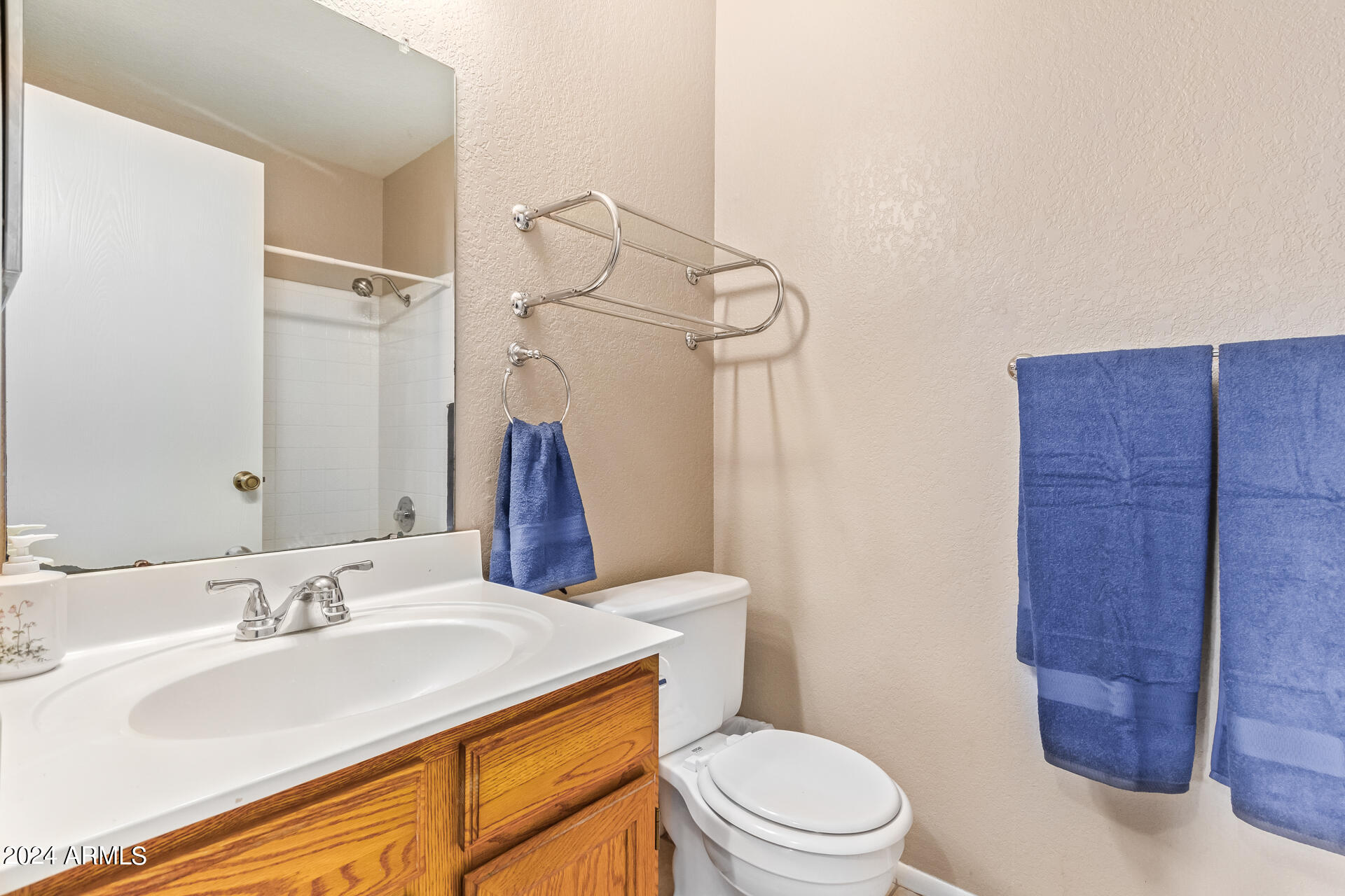 5136 E EVERGREEN Street, 1059