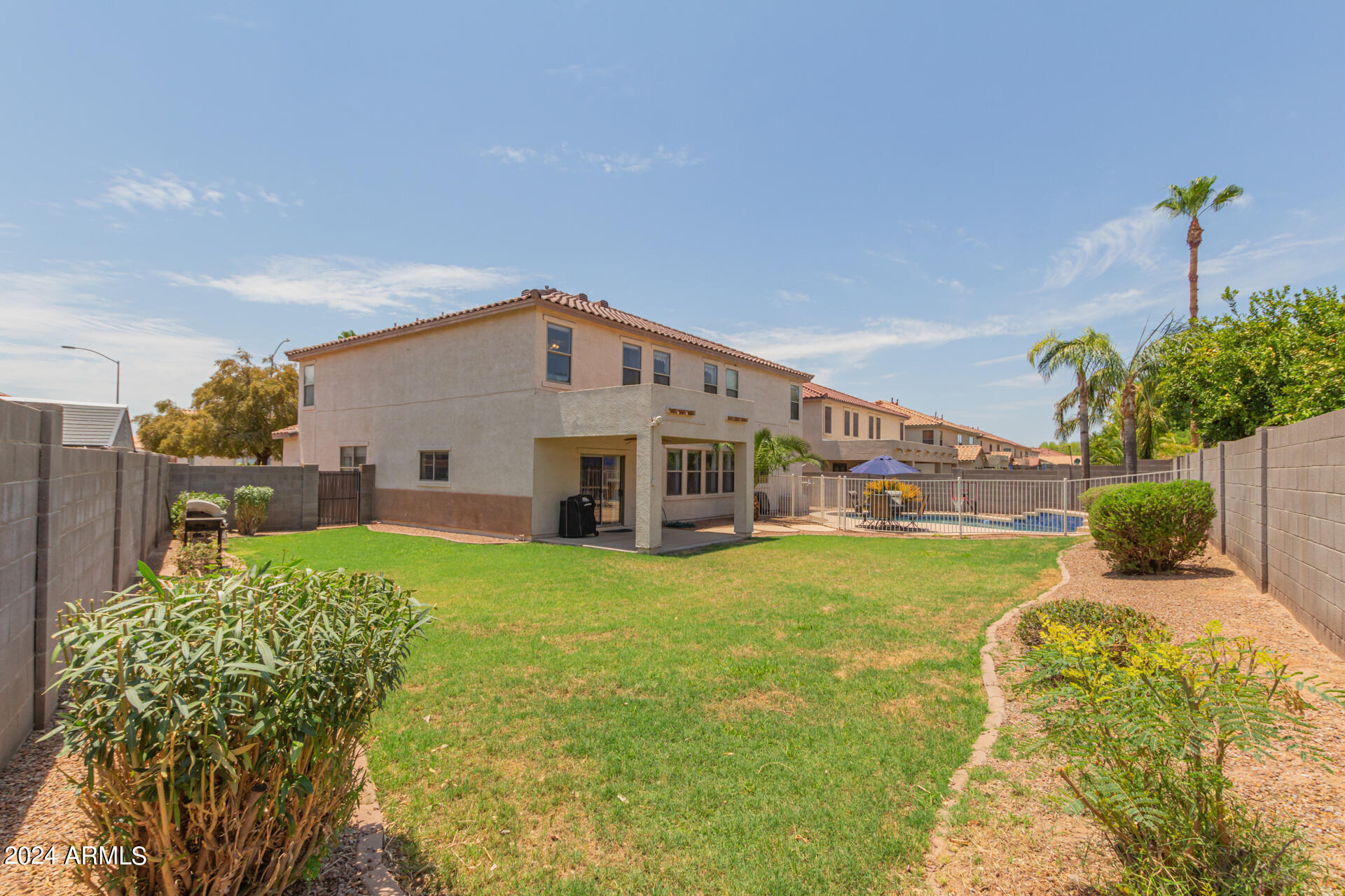 11534 E REUBEN Avenue