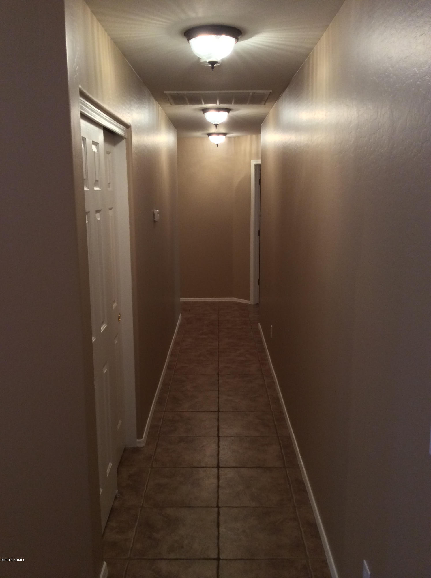 8621 E OLLA Avenue, 0