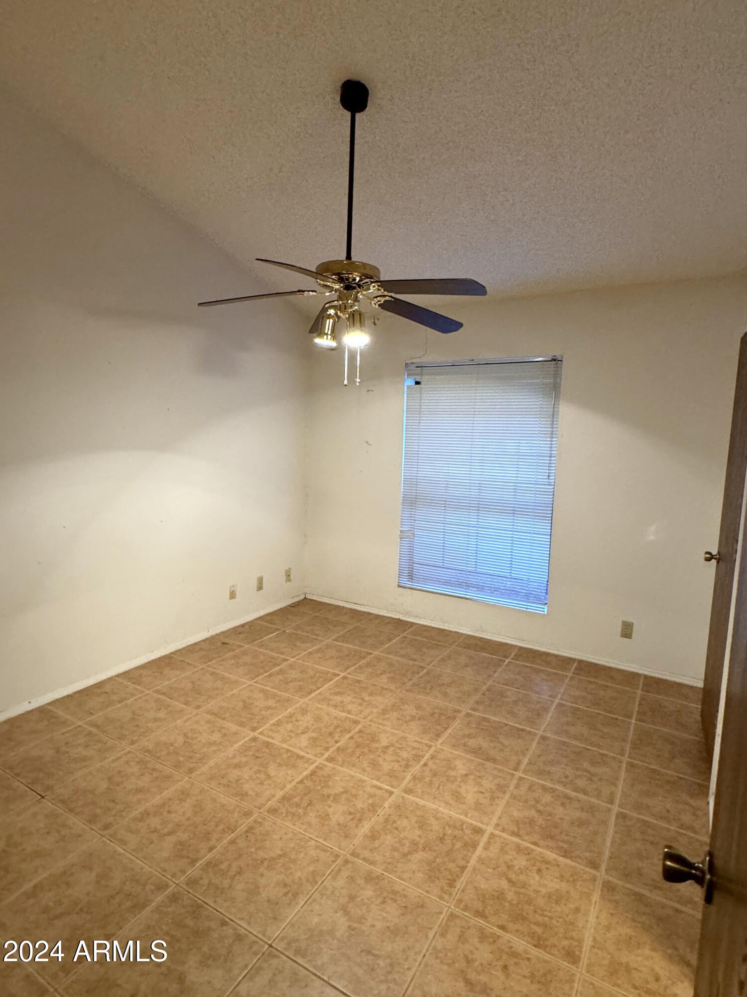 1976 N LEMON TREE Lane, 61