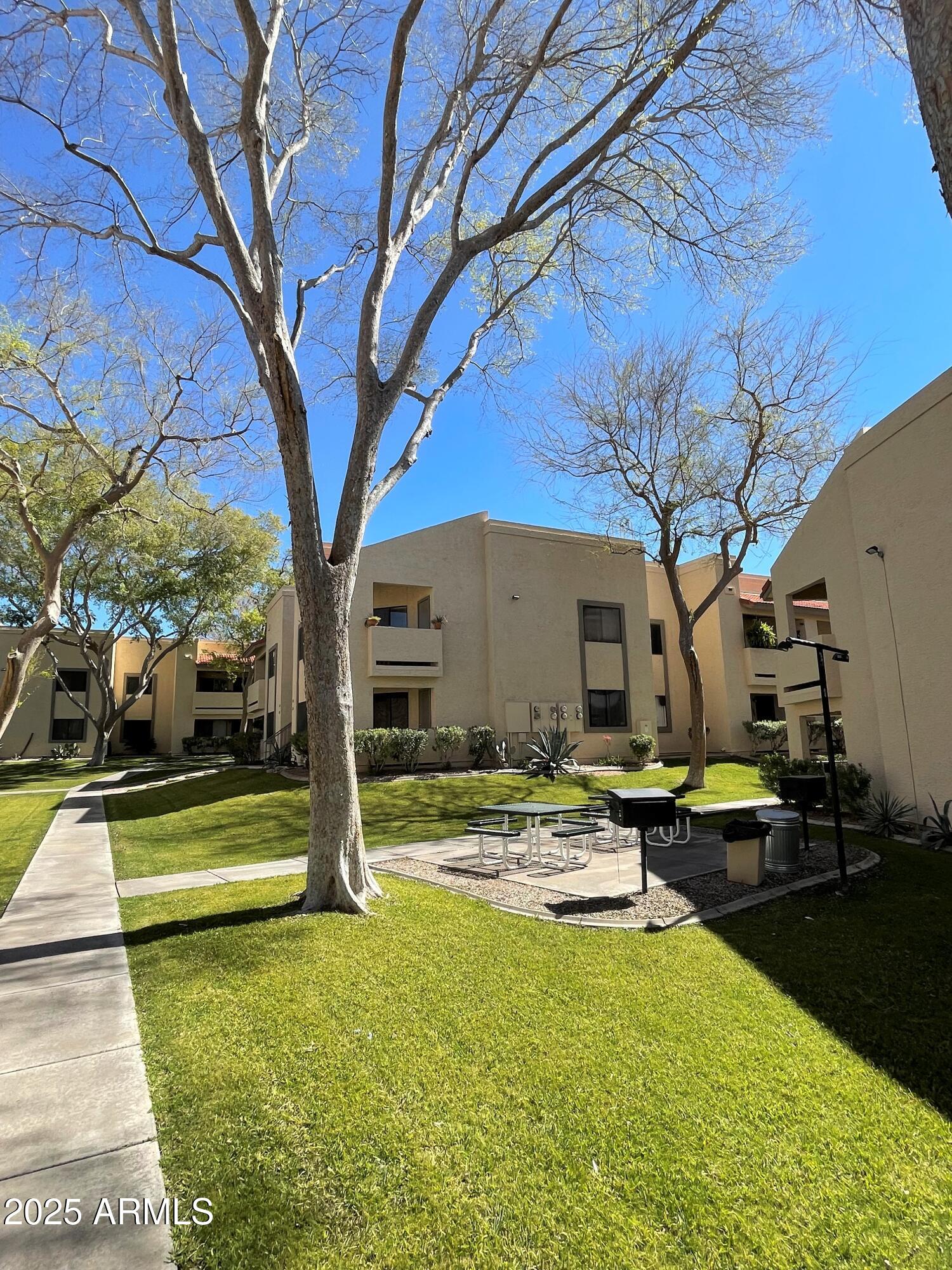 145 N 74TH Street, 236