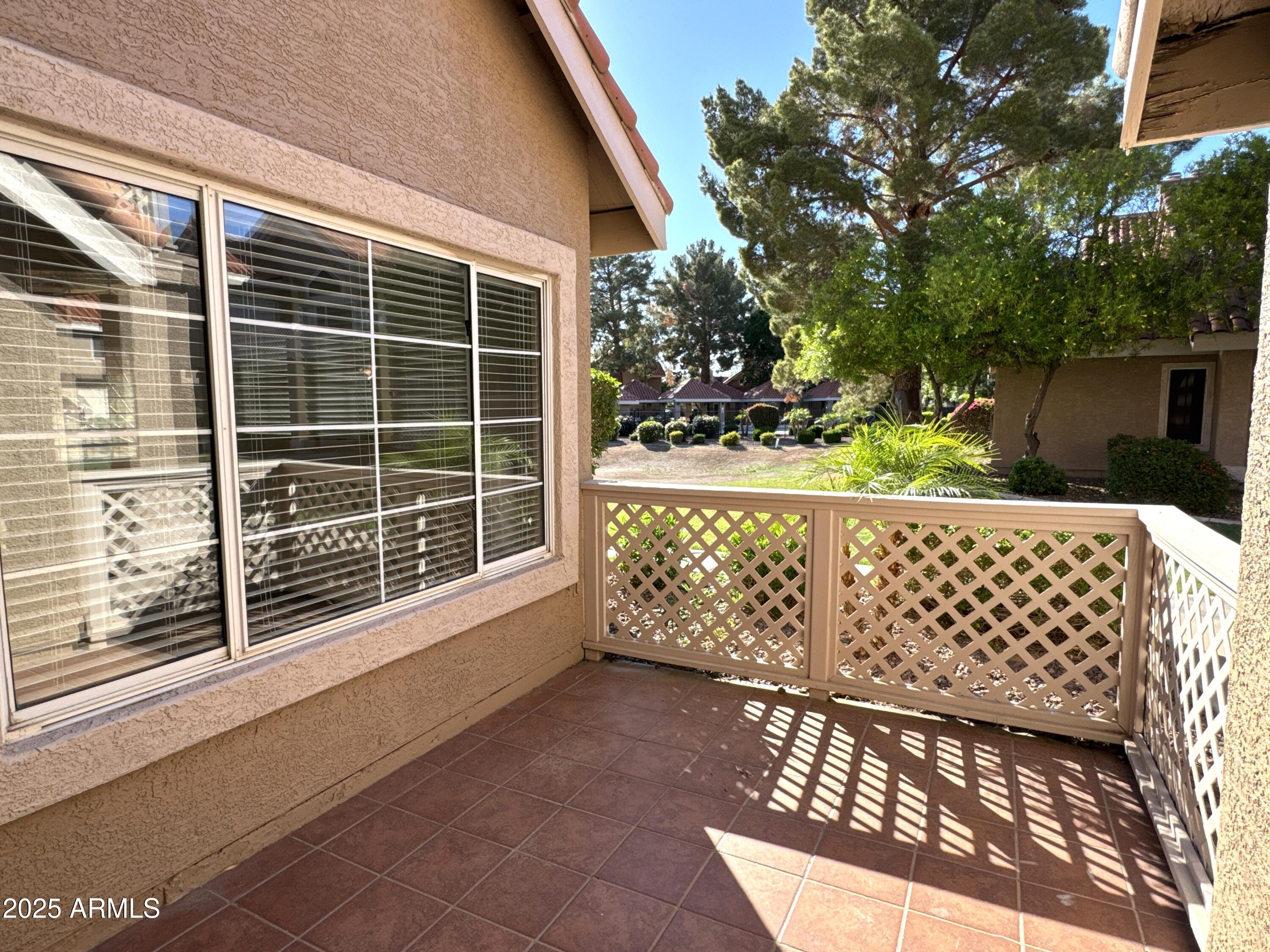 1633 E LAKESIDE Drive, 154