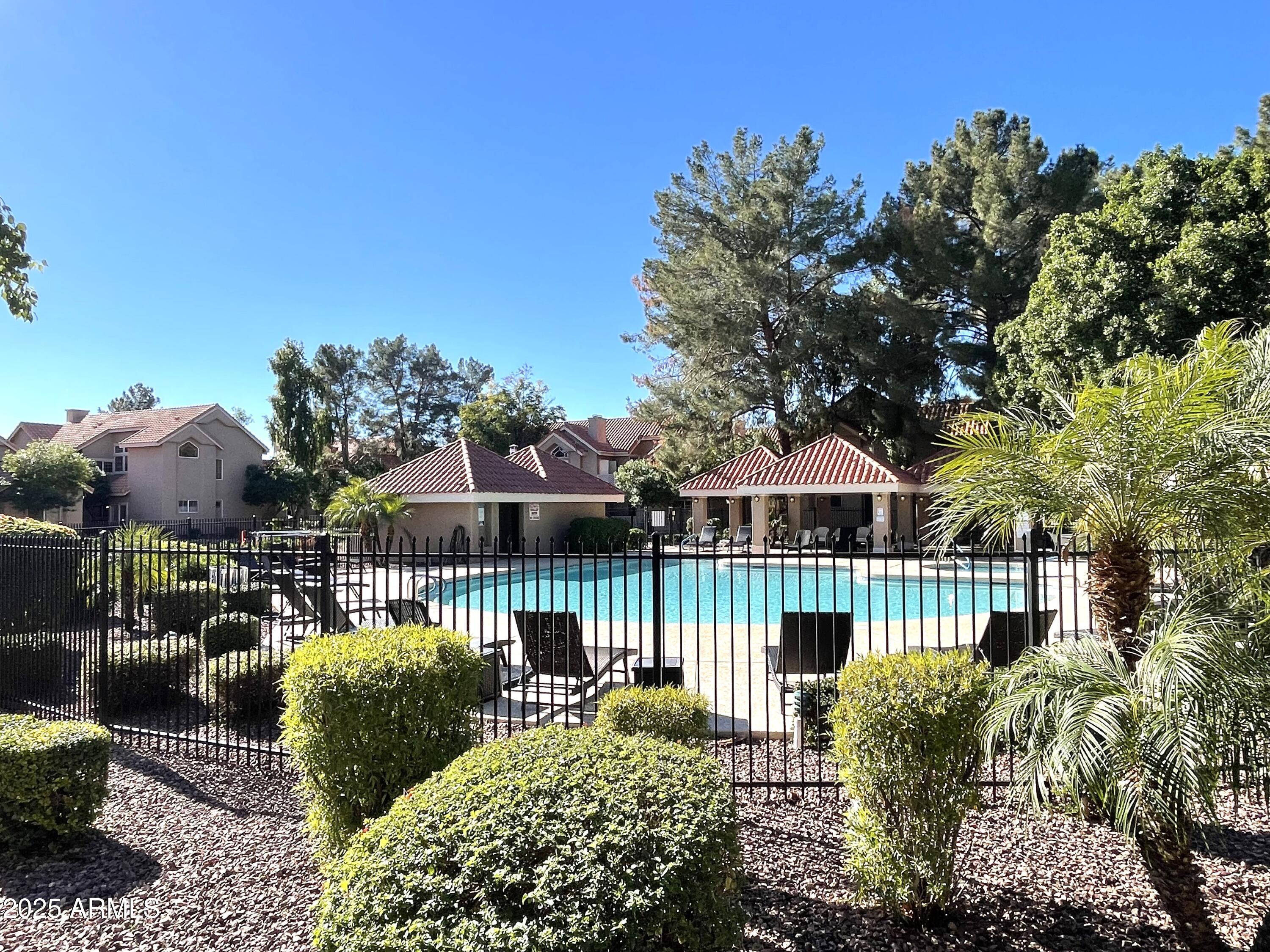 1633 E LAKESIDE Drive, 154