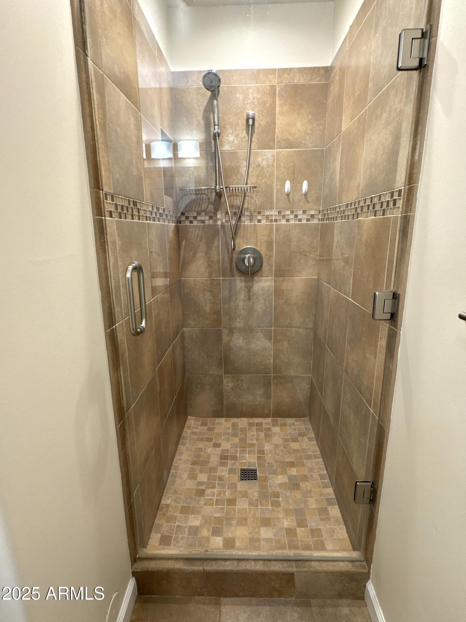 1633 E LAKESIDE Drive, 154