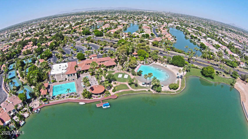 1633 E LAKESIDE Drive, 154