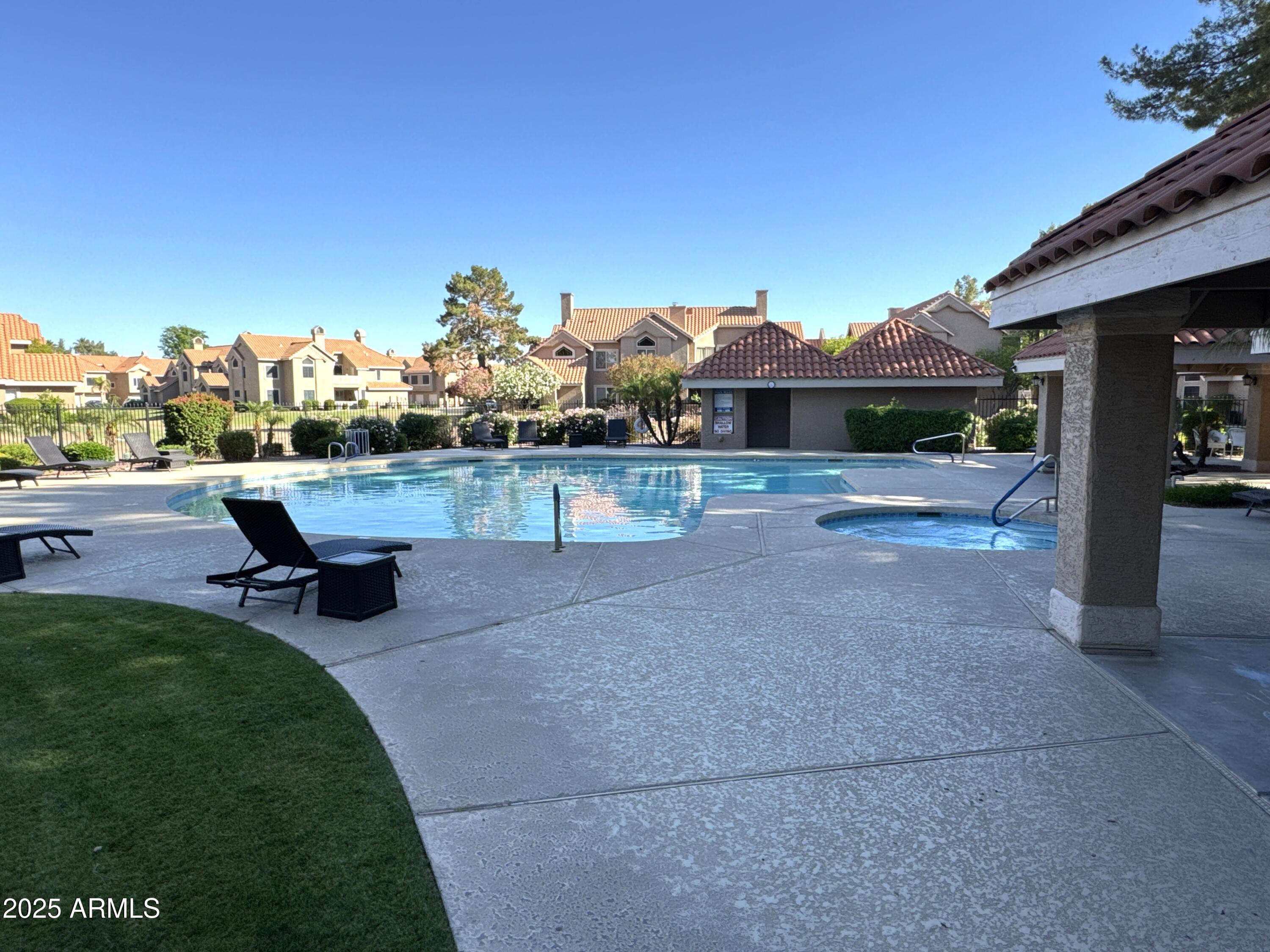 1633 E LAKESIDE Drive, 154