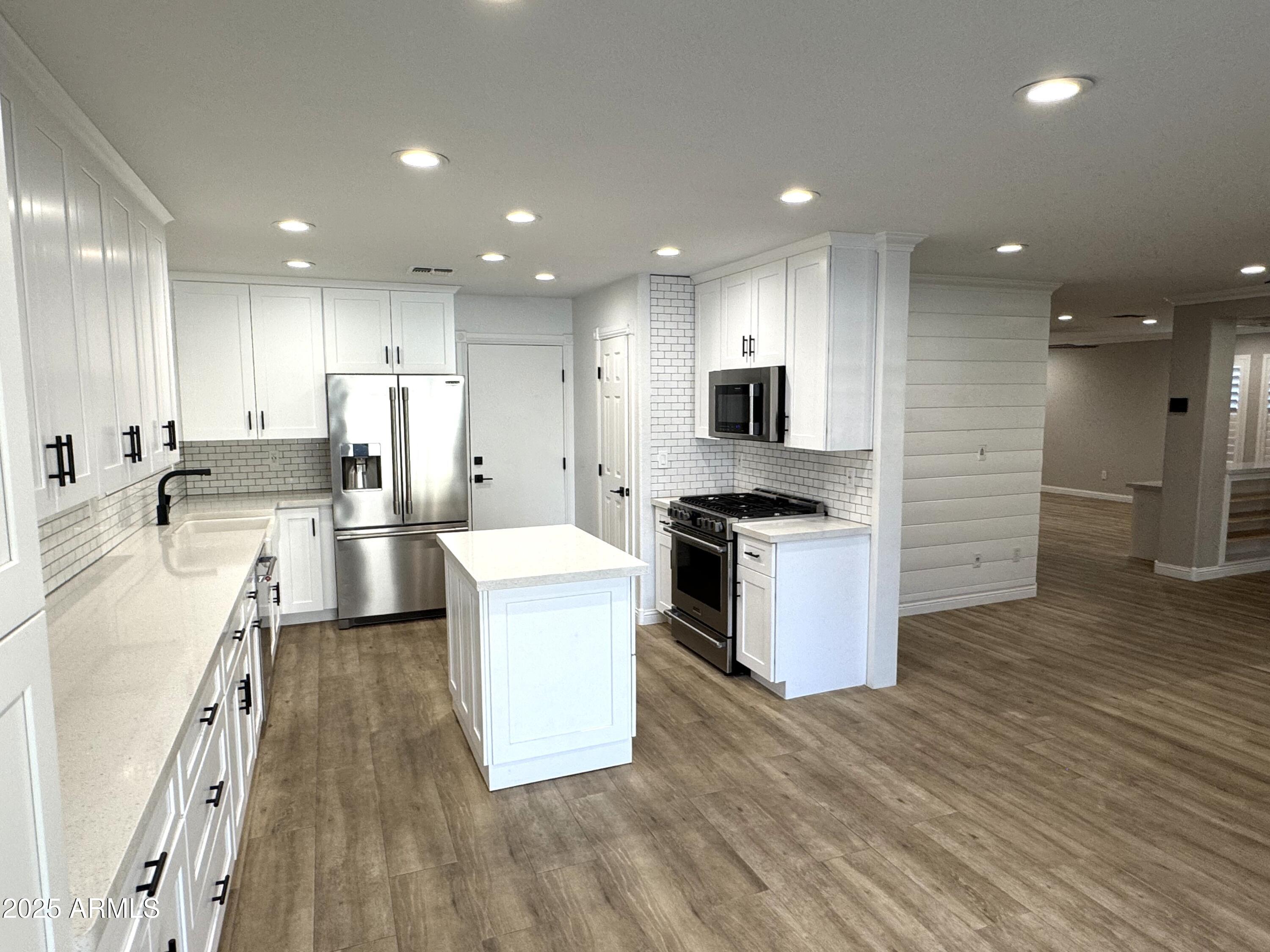 3733 E ORCHID Court