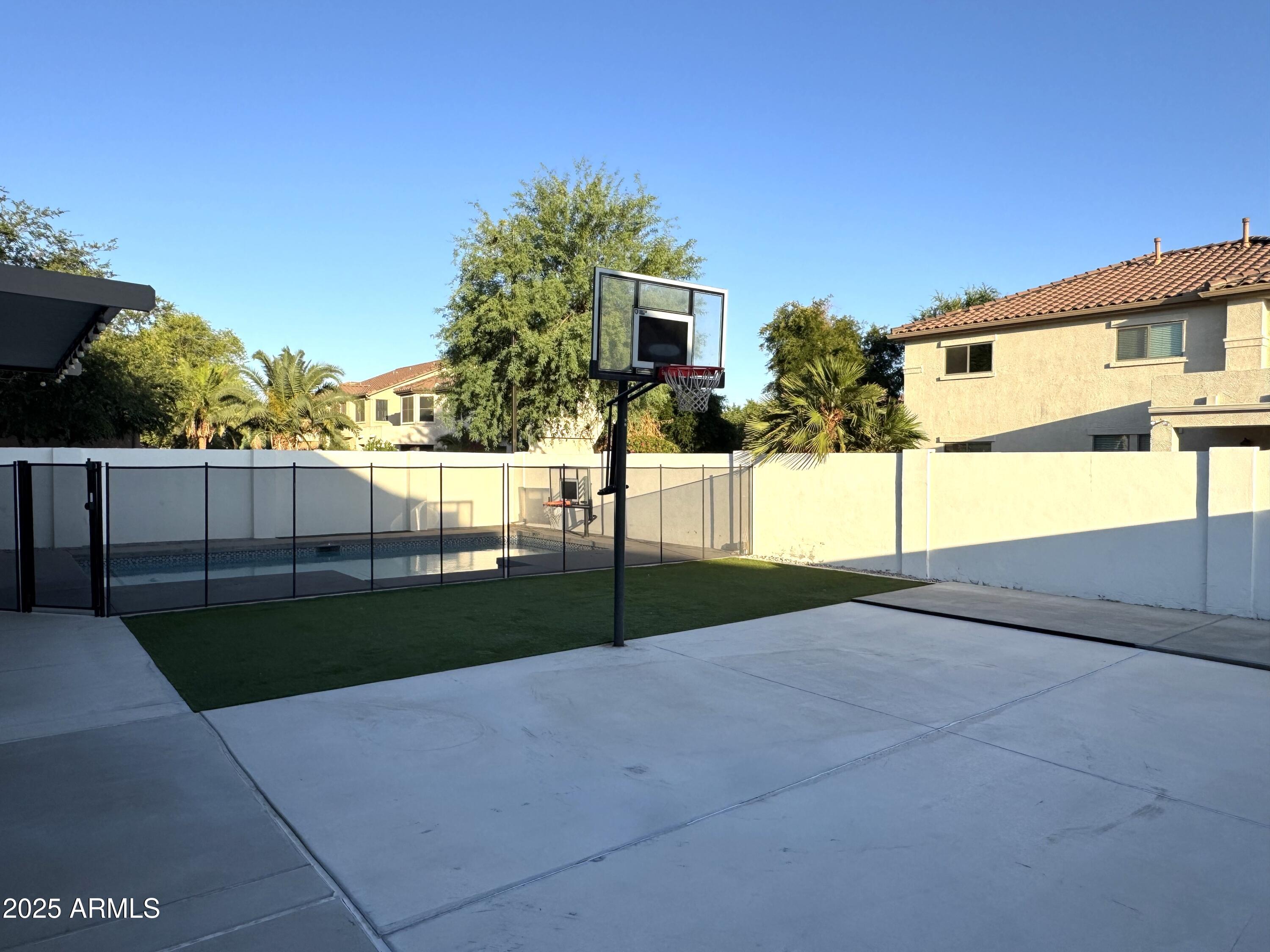 3733 E ORCHID Court