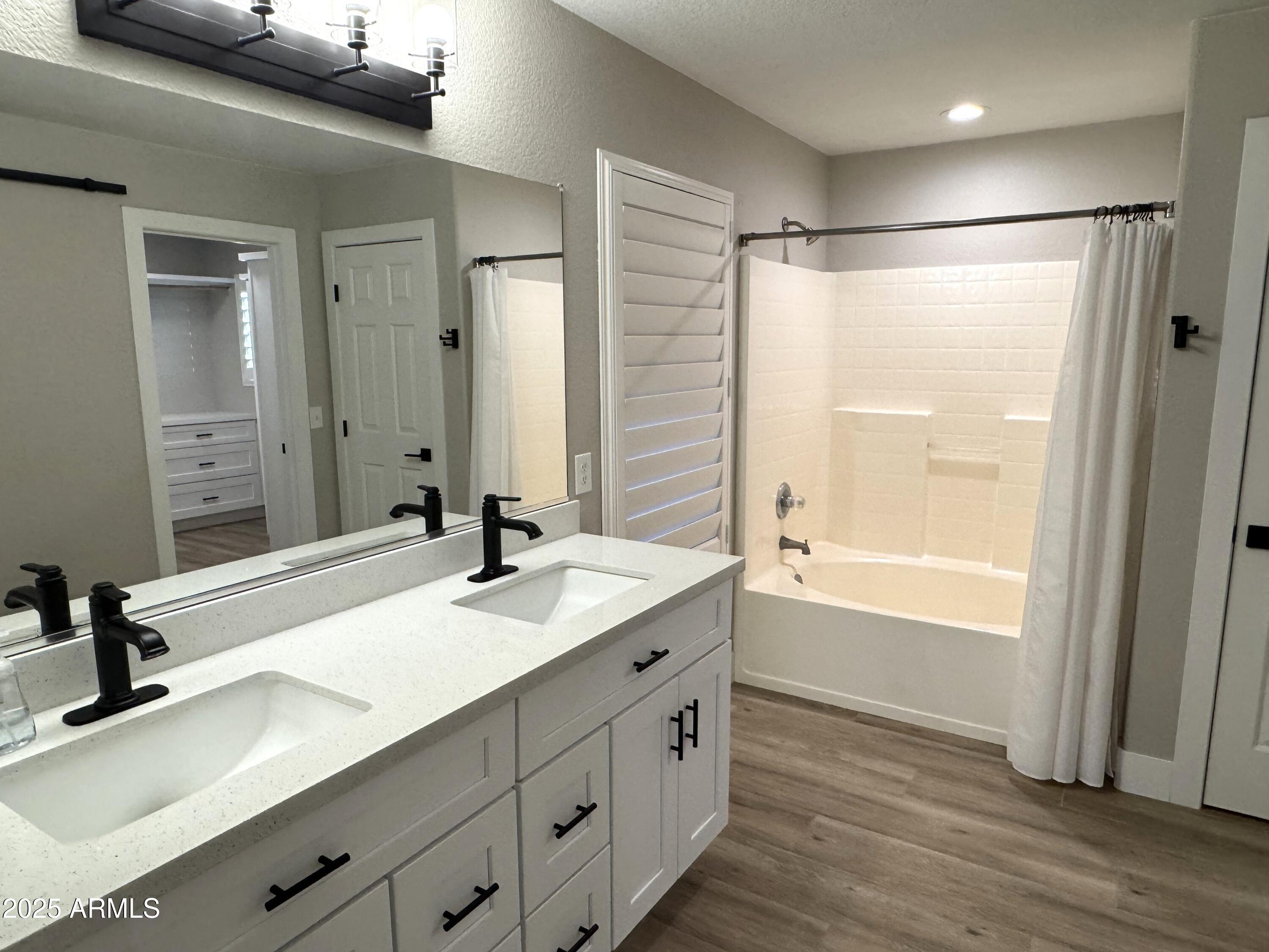 3733 E ORCHID Court