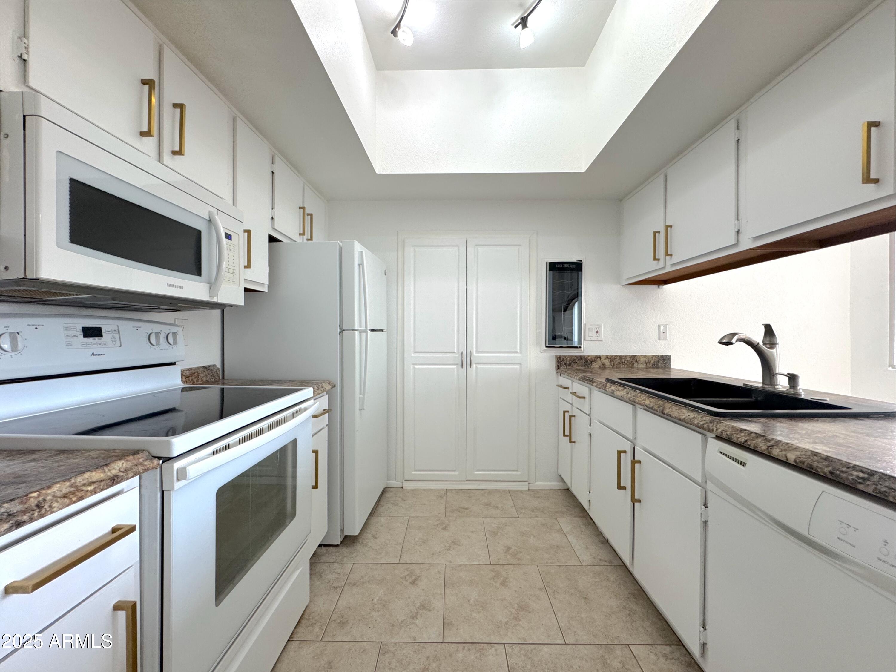 145 N 74TH Street, 248